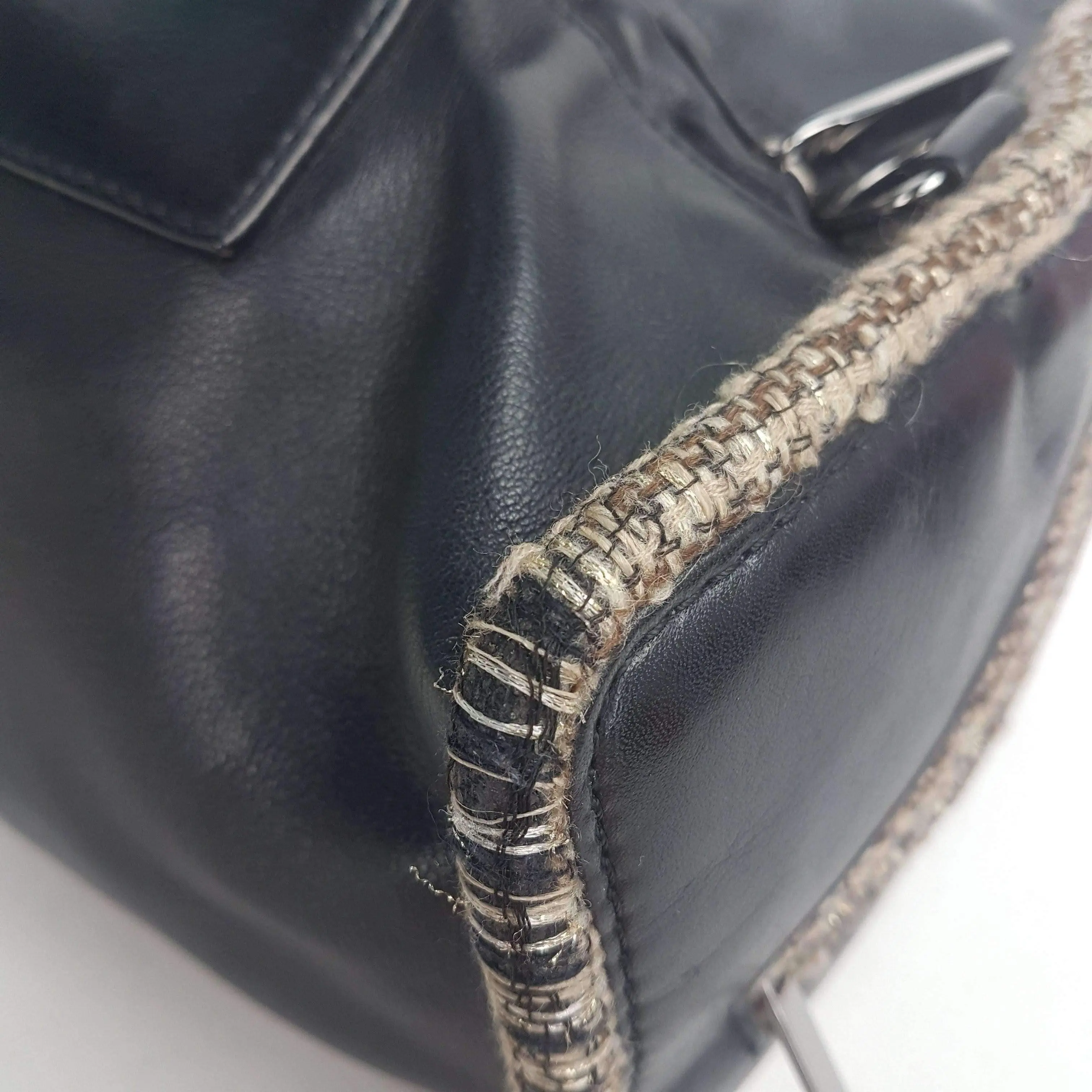 Chanel Vintage Black Leather Bowler Tweed Trim Bag - Image 6