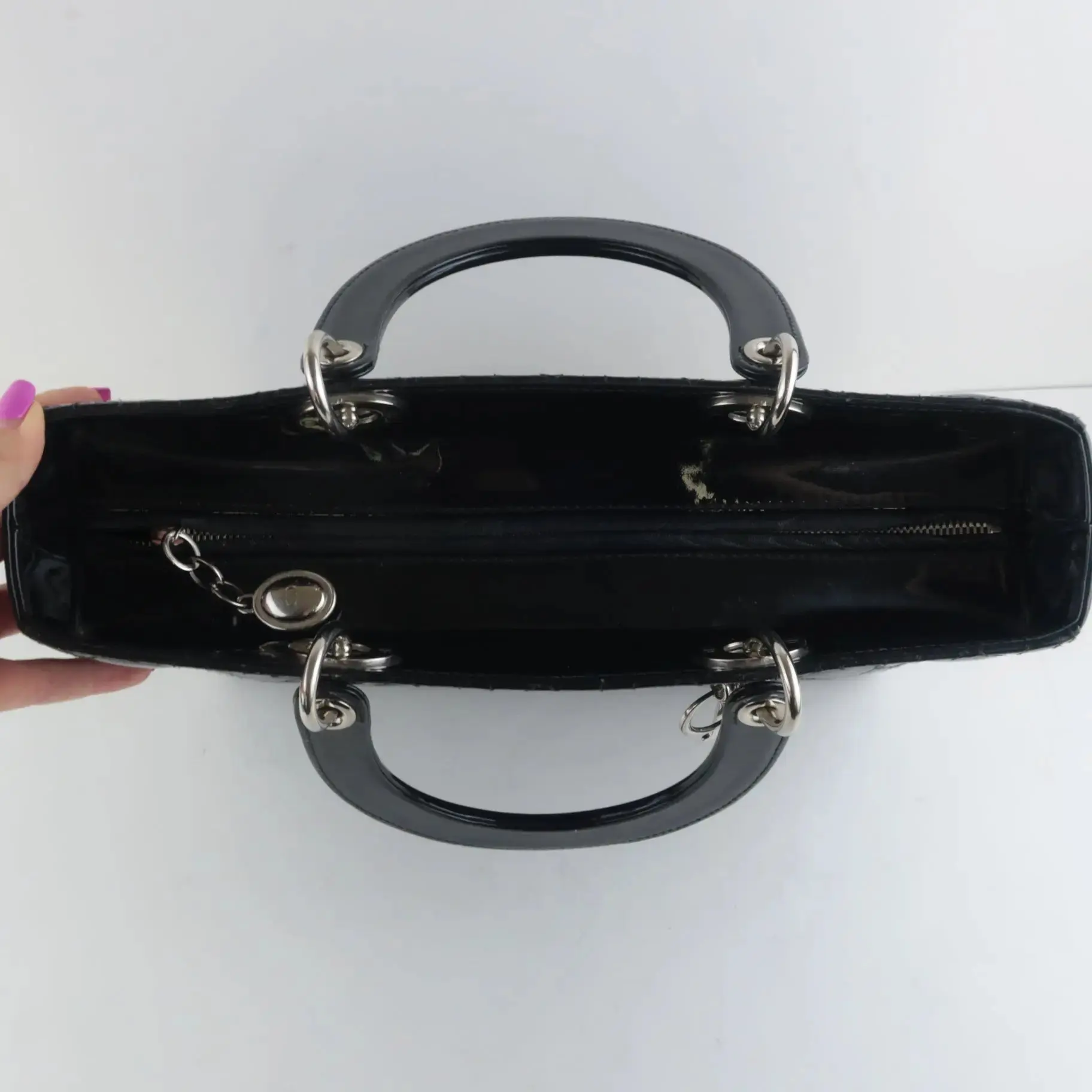 Christian Dior Black Cannage Patent Leather Large Lady Dior Shoulder Bag - Image 7