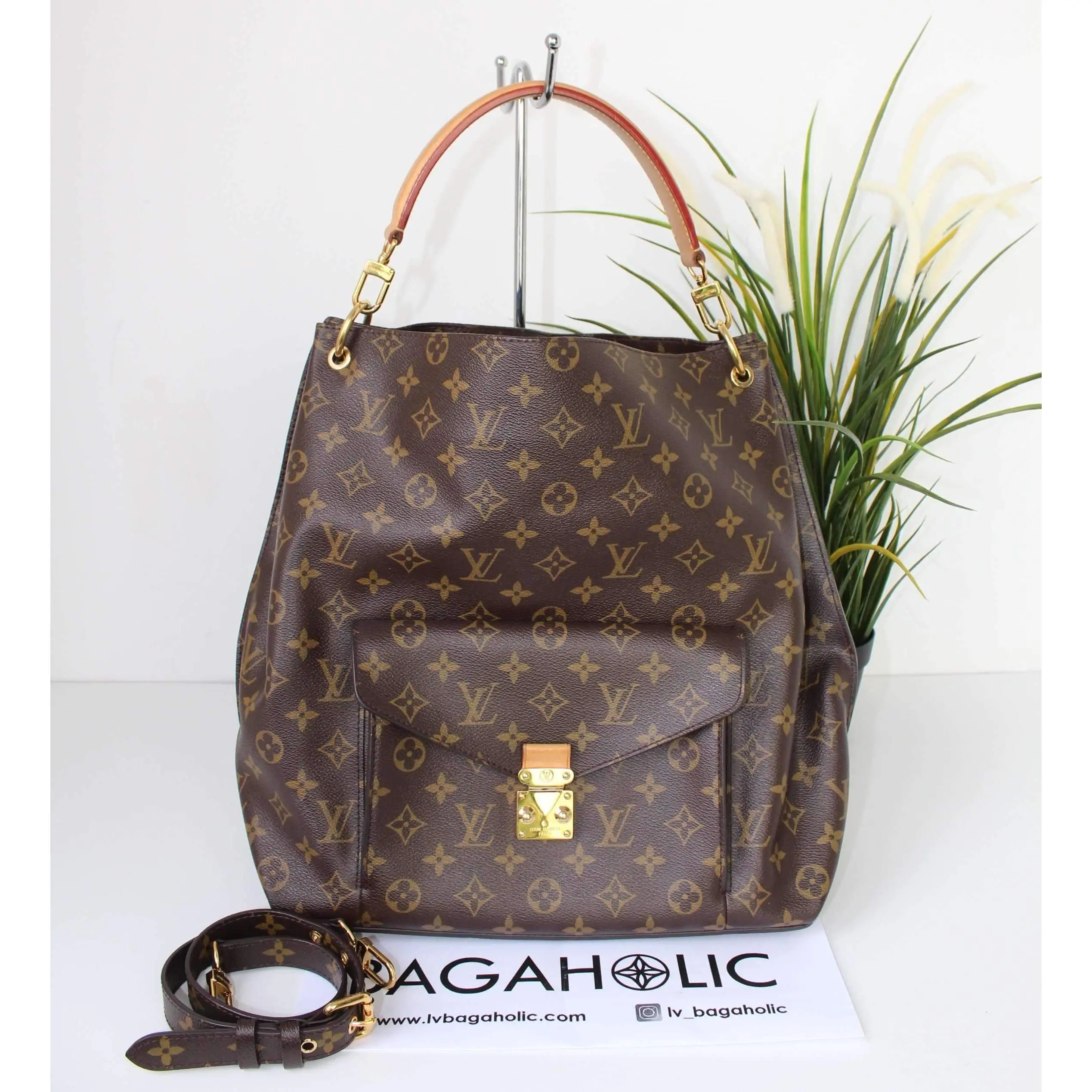 Louis Vuitton Monogram Metis Hobo Bag - Image 2