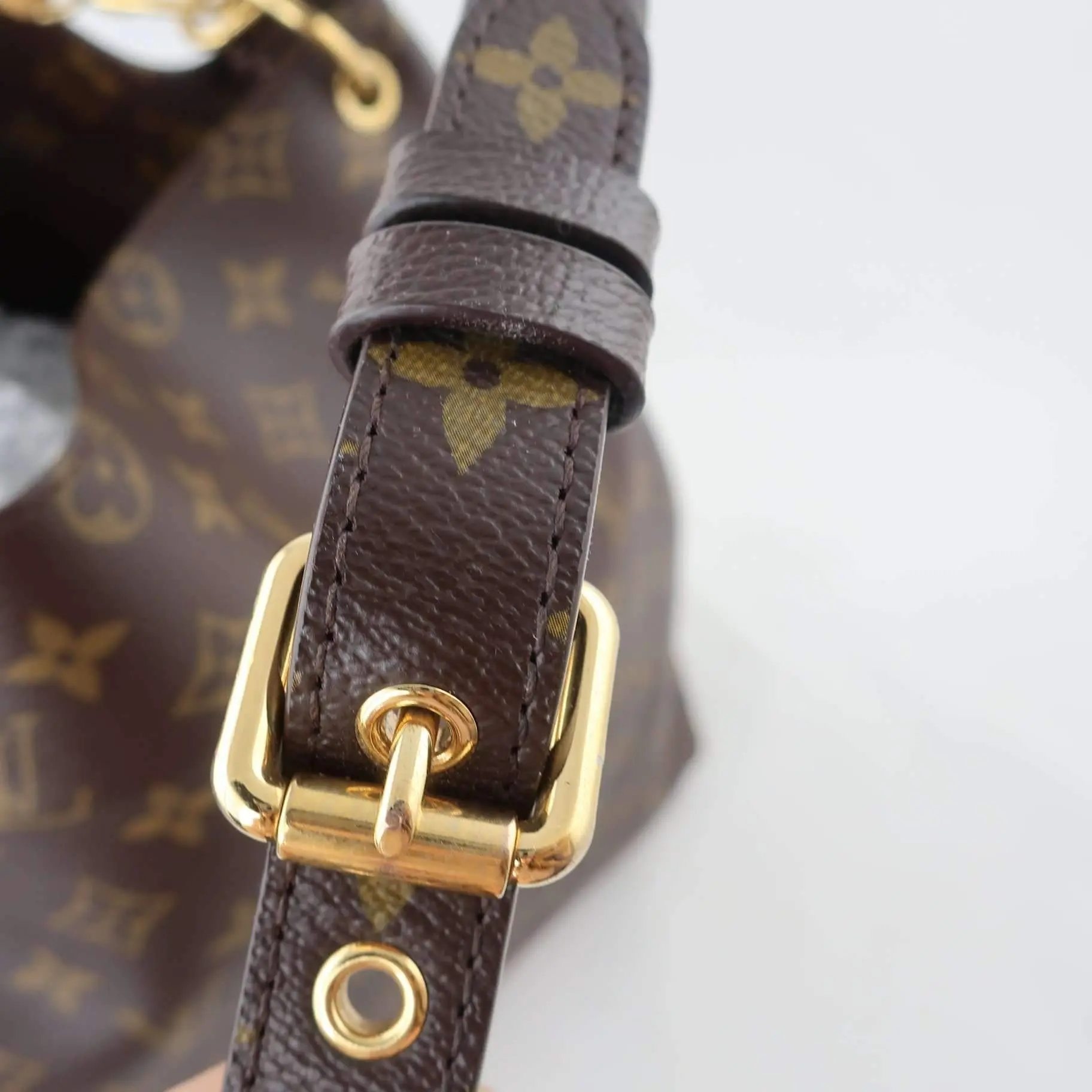 Louis Vuitton Metis Hobo Bag - Image 13
