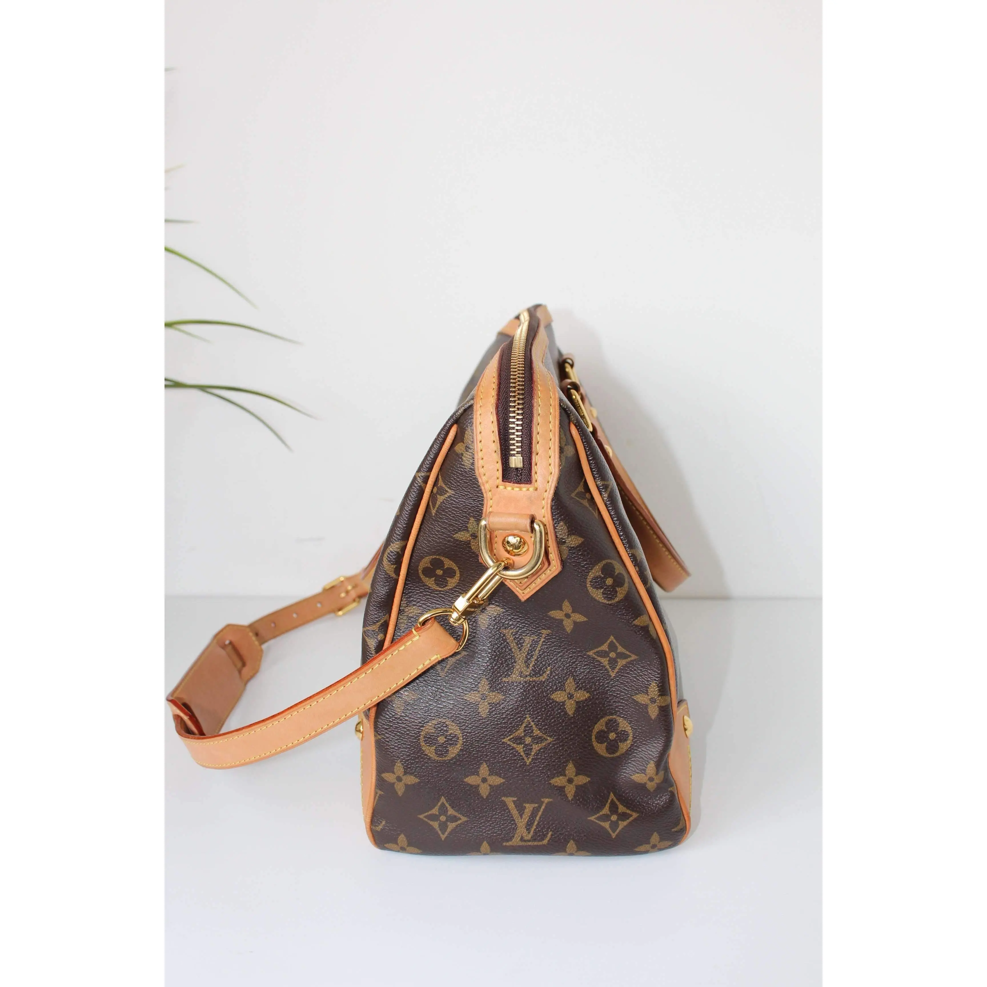 Louis Vuitton Retiro PM Monogram Bag - Image 5