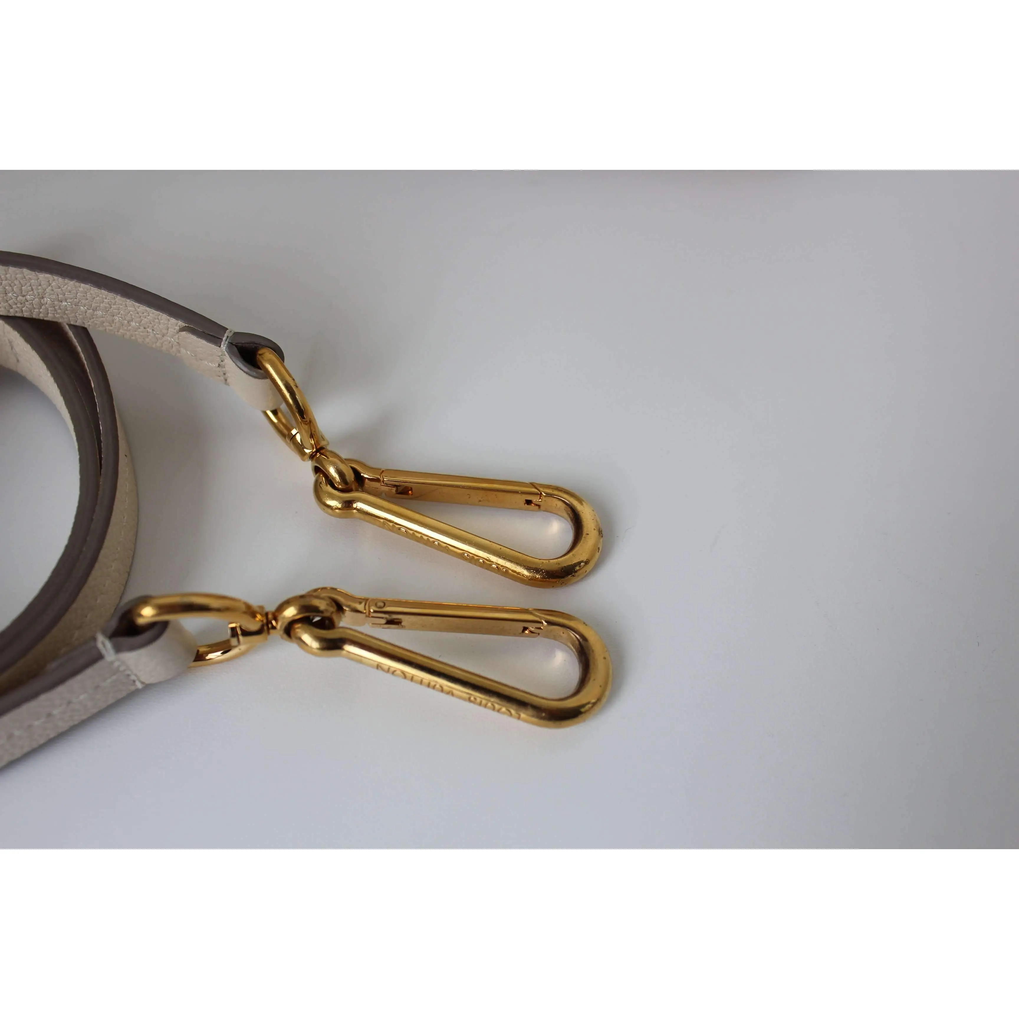 Louis Vuitton Speedy Bandouliere 30 Empreinte Beige Bag - Image 21