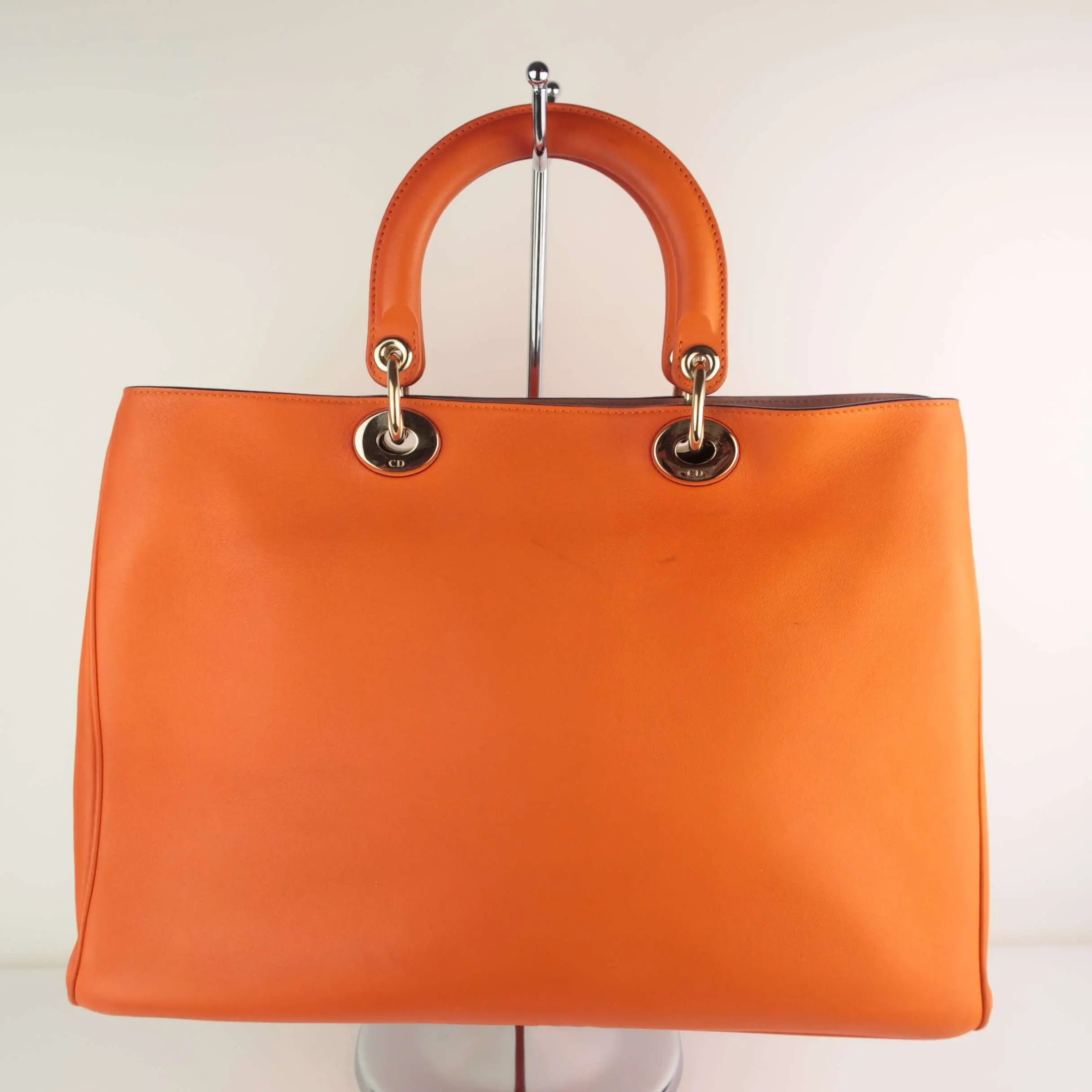 Dior Orange Calfskin Leather Diorissimo Large Tote Bag - Image 3