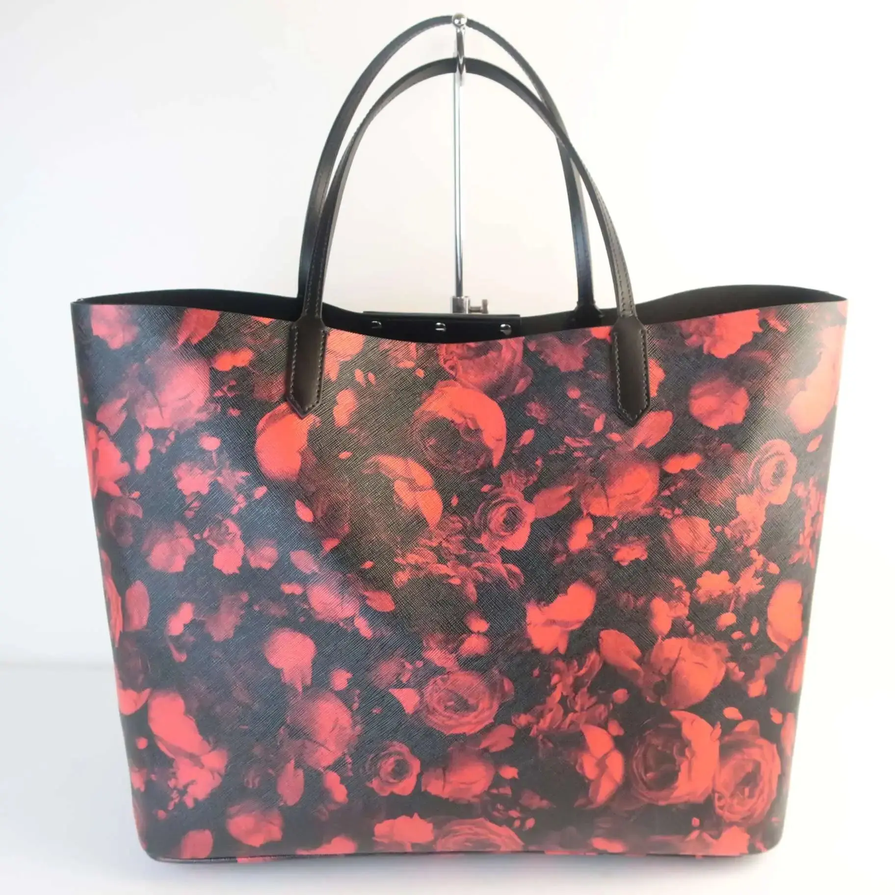 Givenchy Floral Print Coated Canvas Antigona Large Tote - Image 5