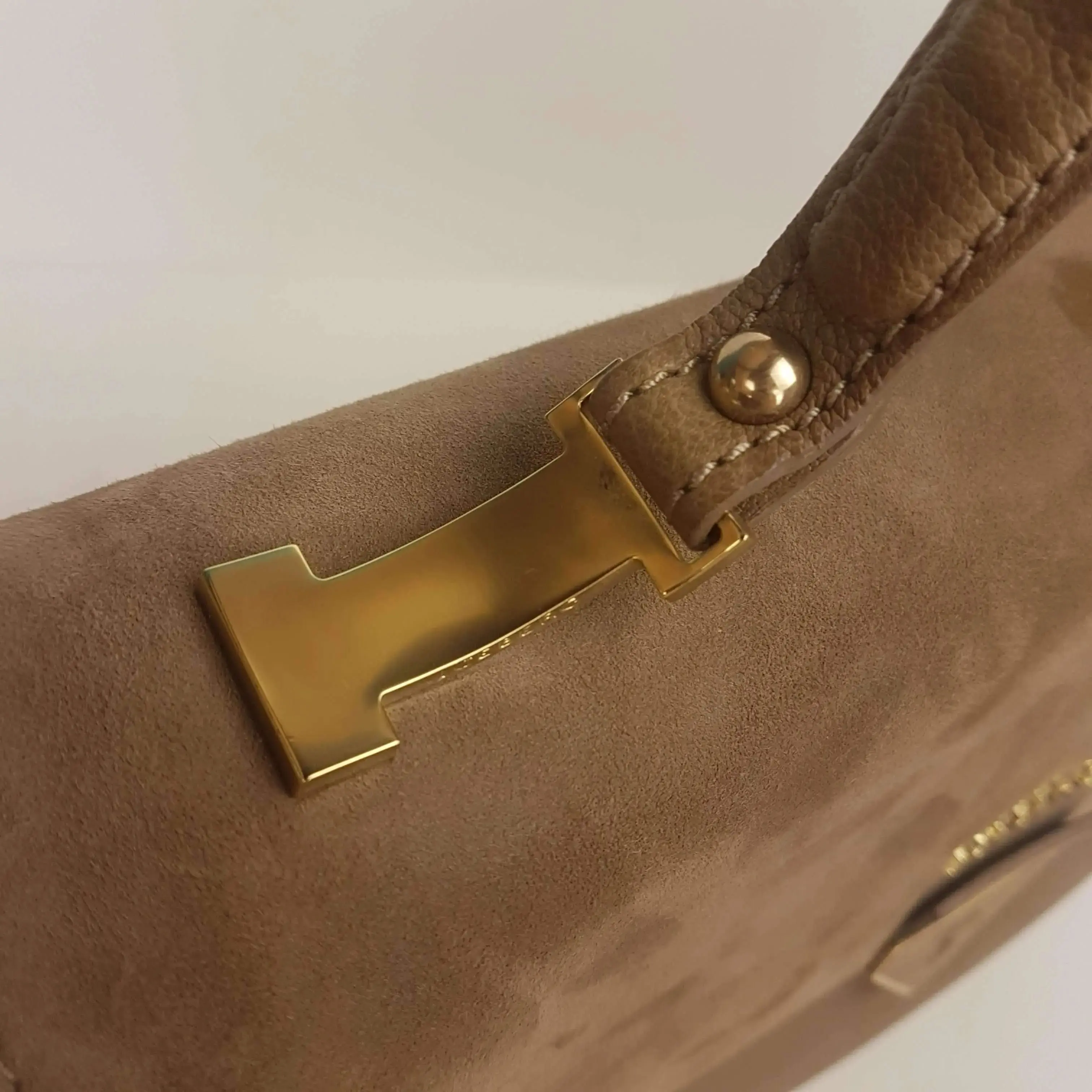 Iceberg Beige Leather Handbag with Chamois parts - Image 21