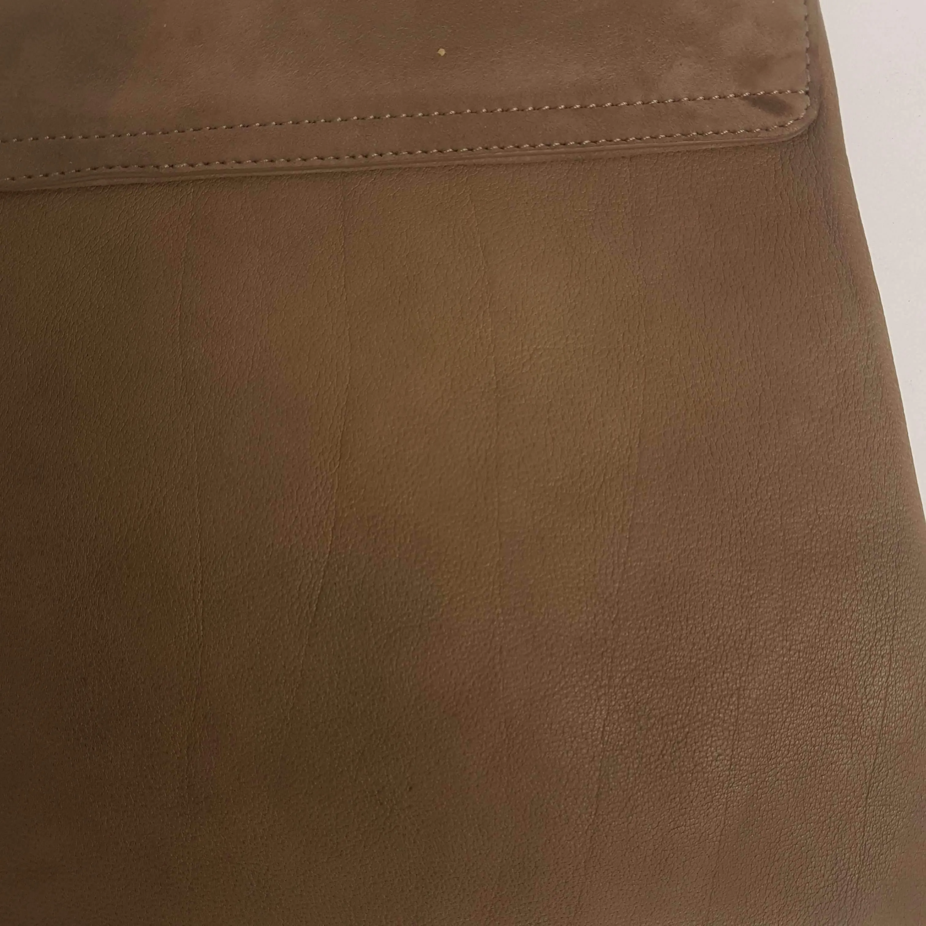 Iceberg Beige Leather Handbag with Chamois parts - Image 26