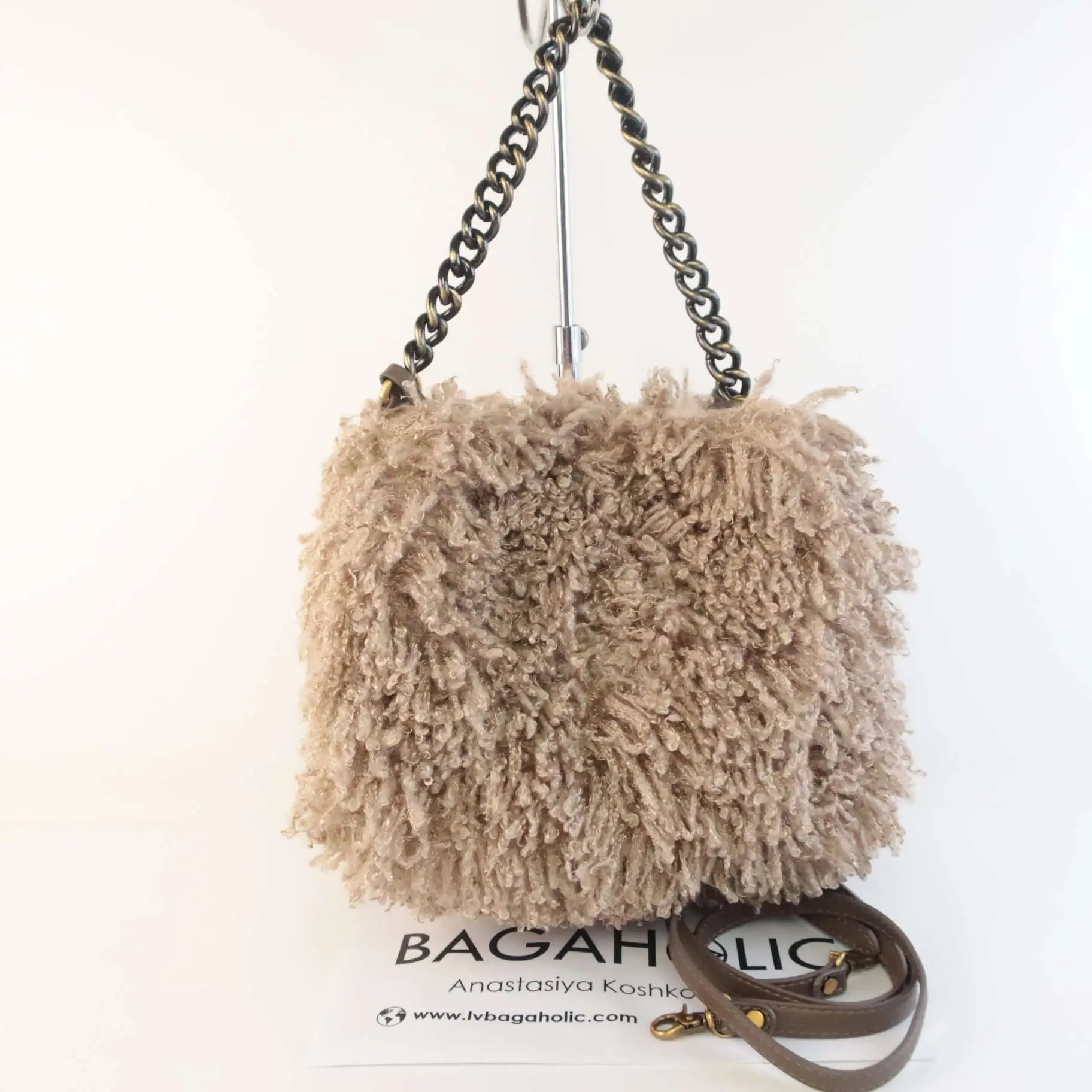 Iceberg Faux Fur Crossbody Bag - Image 2