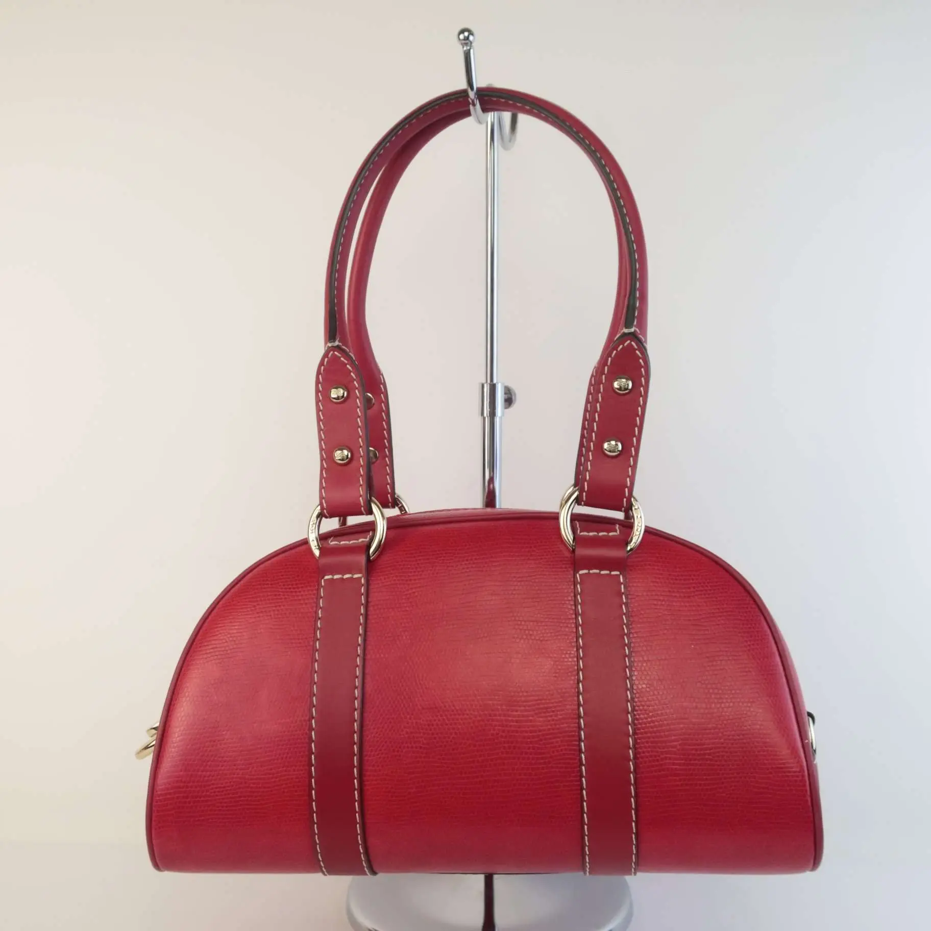 Lancel Medium Size Leather Shoulder Bag - Image 4