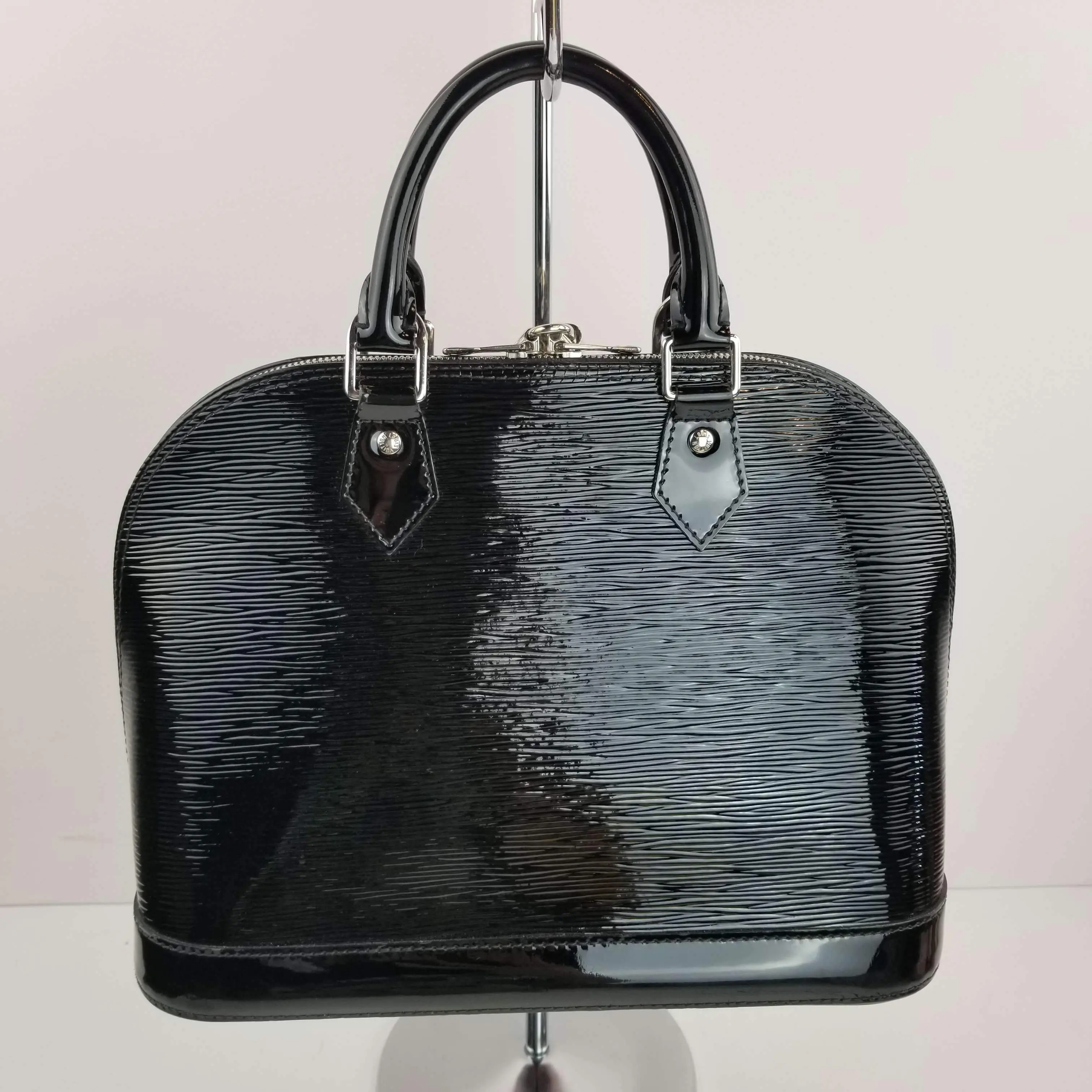 Louis Vuitton Alma PM Epi Black Electric - Image 2