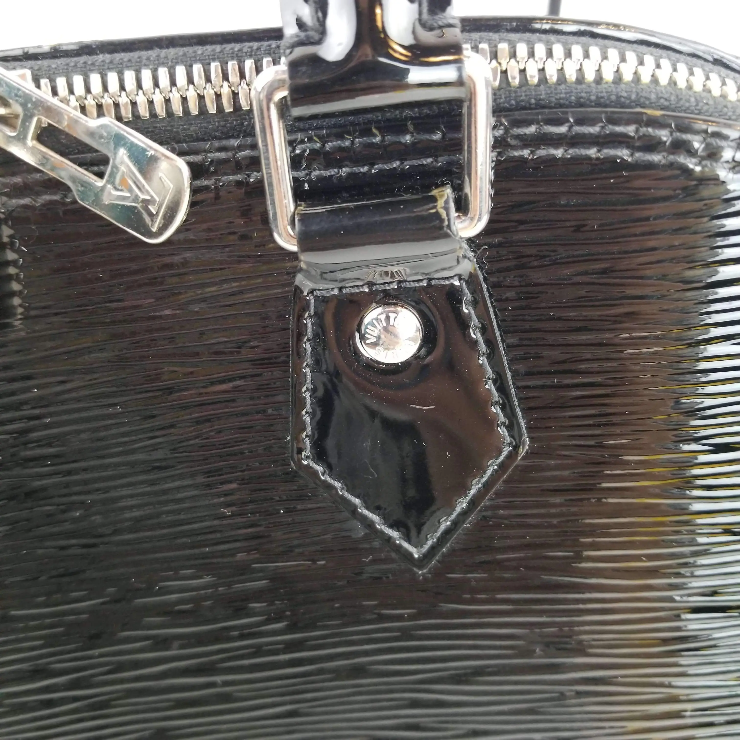 Louis Vuitton Alma PM Epi Black Electric - Image 5