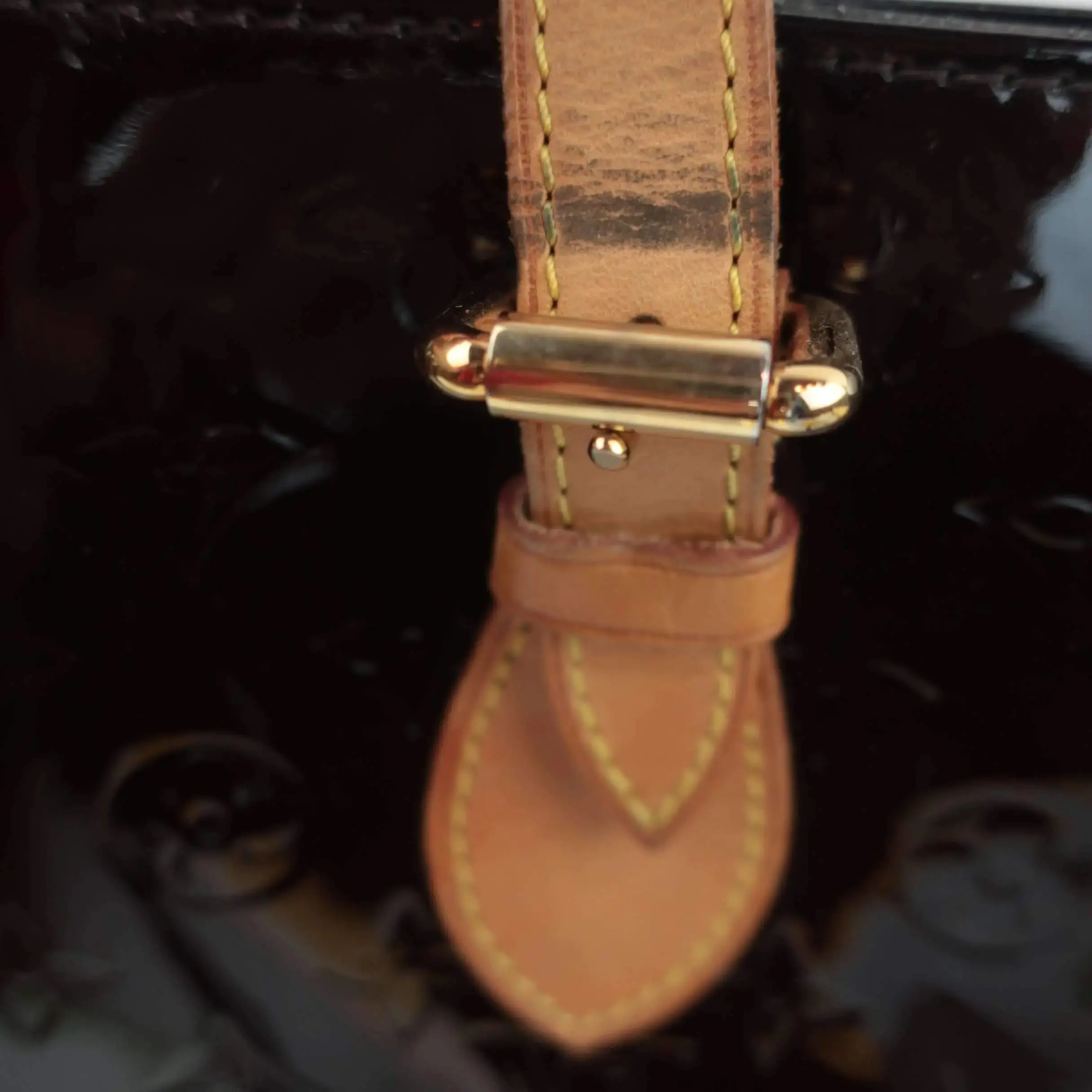 Louis Vuitton Amarante Monogram Vernis Houston Bag - Image 9