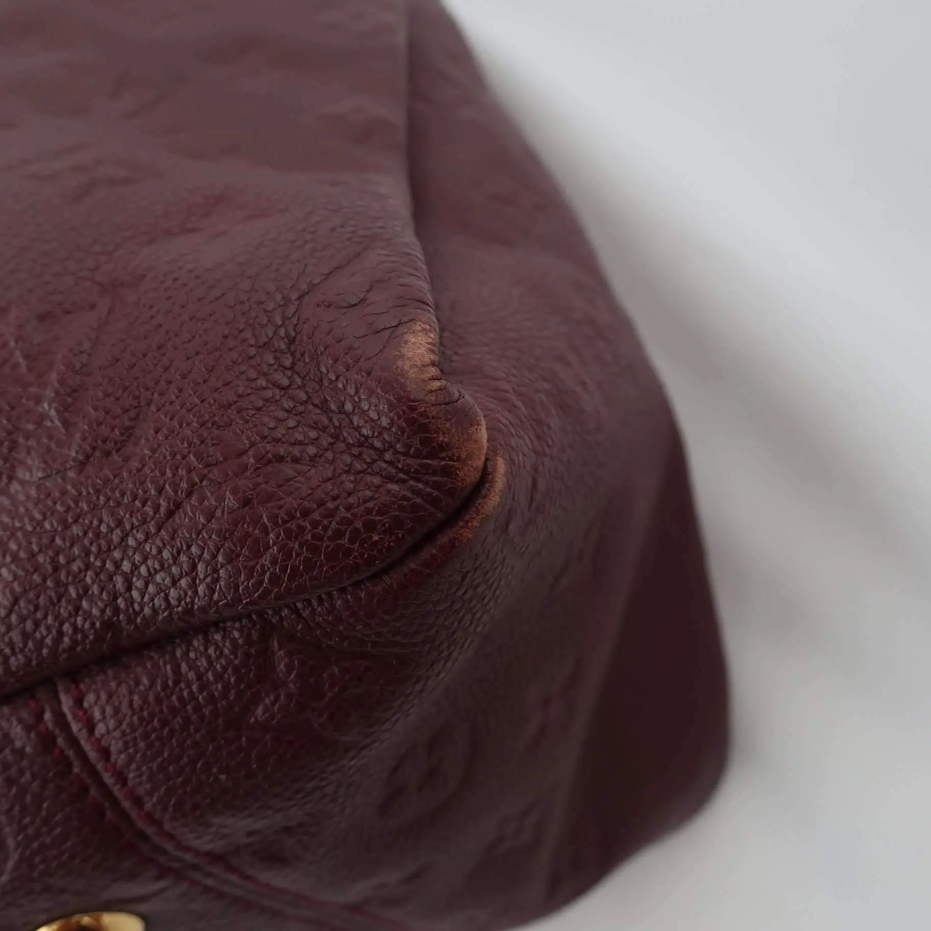 Louis Vuitton Artsy MM Monogram Empreinte Flamme Bag - Image 11
