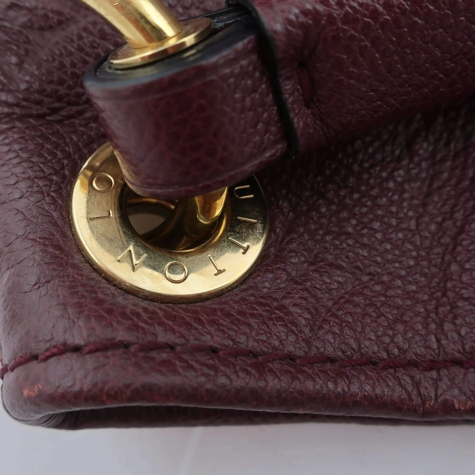 Louis Vuitton Artsy MM Monogram Empreinte Flamme Bag - Image 37