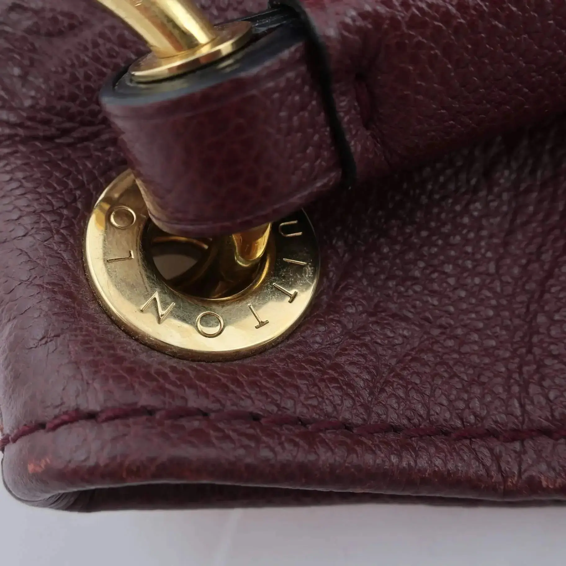 Louis Vuitton Artsy MM Monogram Empreinte Flamme Bag - Image 39