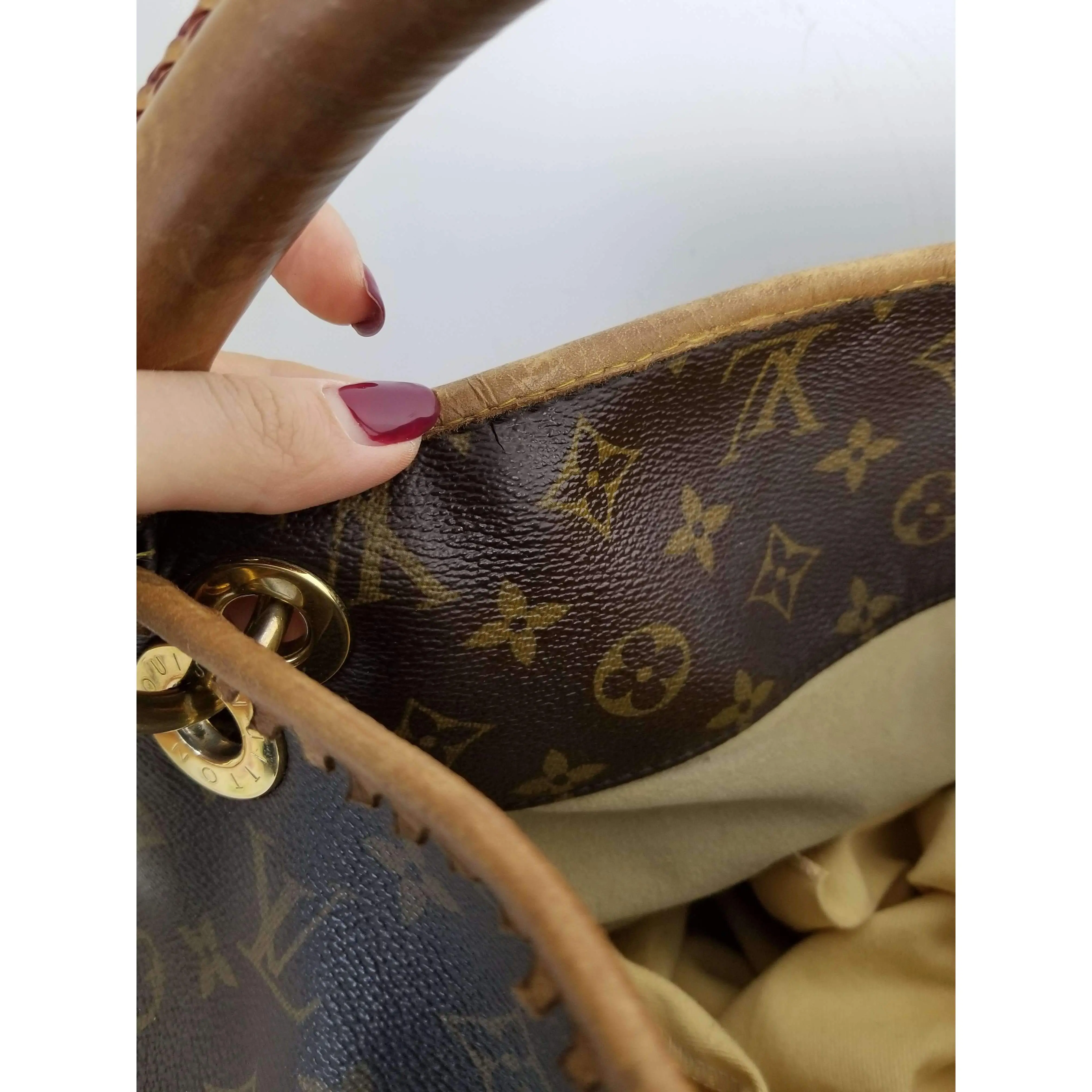 Louis Vuitton Artsy MM Monogram Refurbished Bag - Image 11