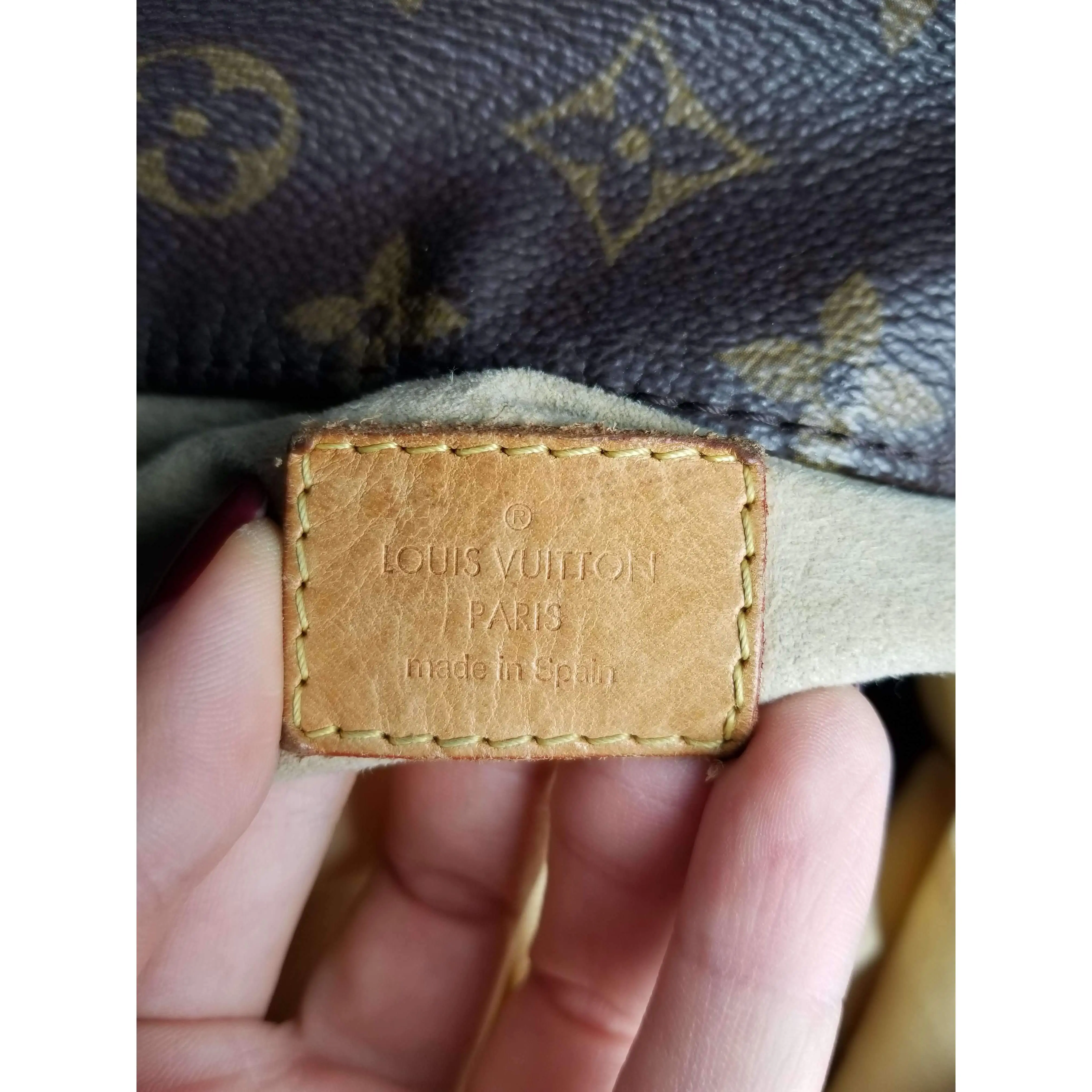 Louis Vuitton Artsy MM Monogram Refurbished Bag - Image 13