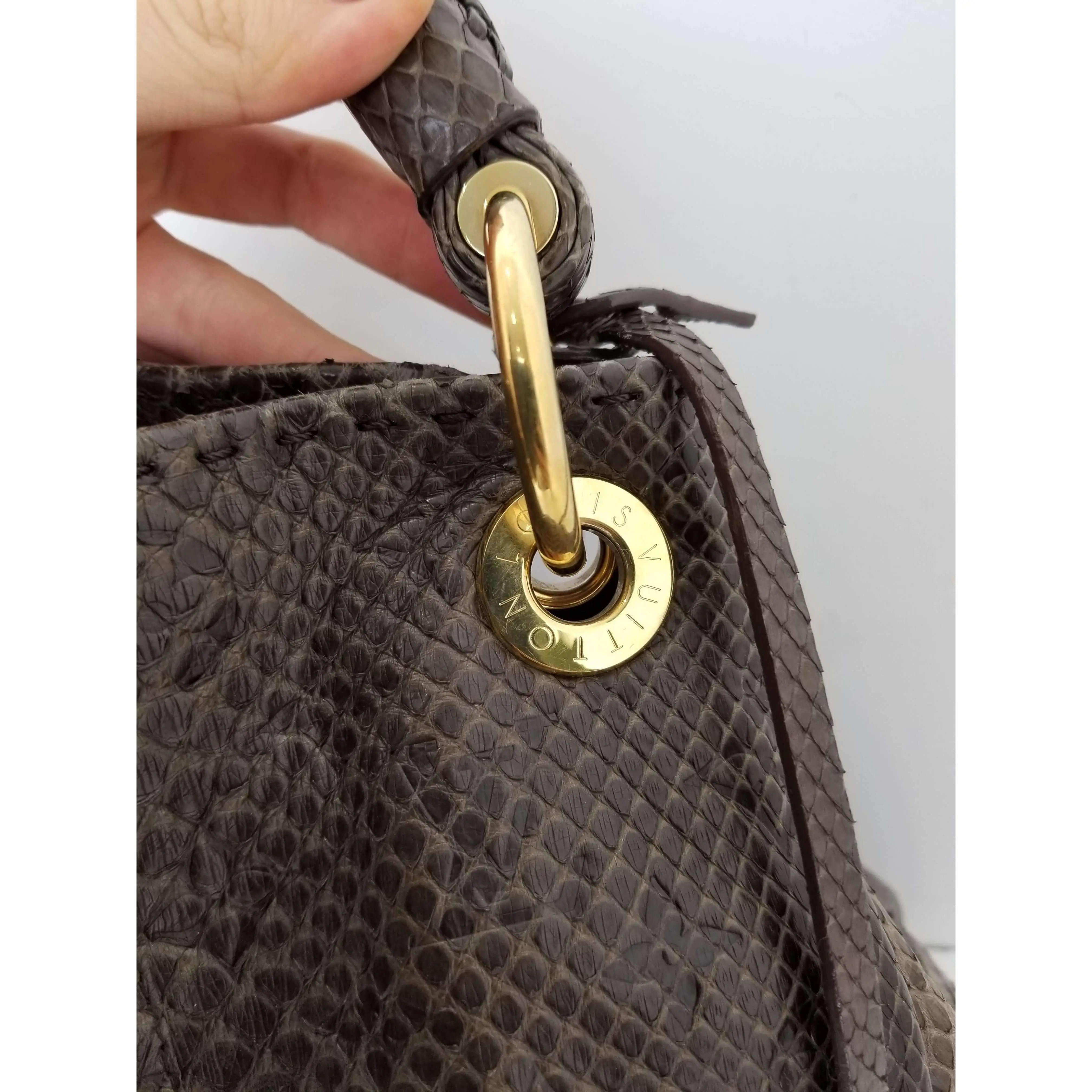 Louis Vuitton Artsy MM Python Bag - Image 16