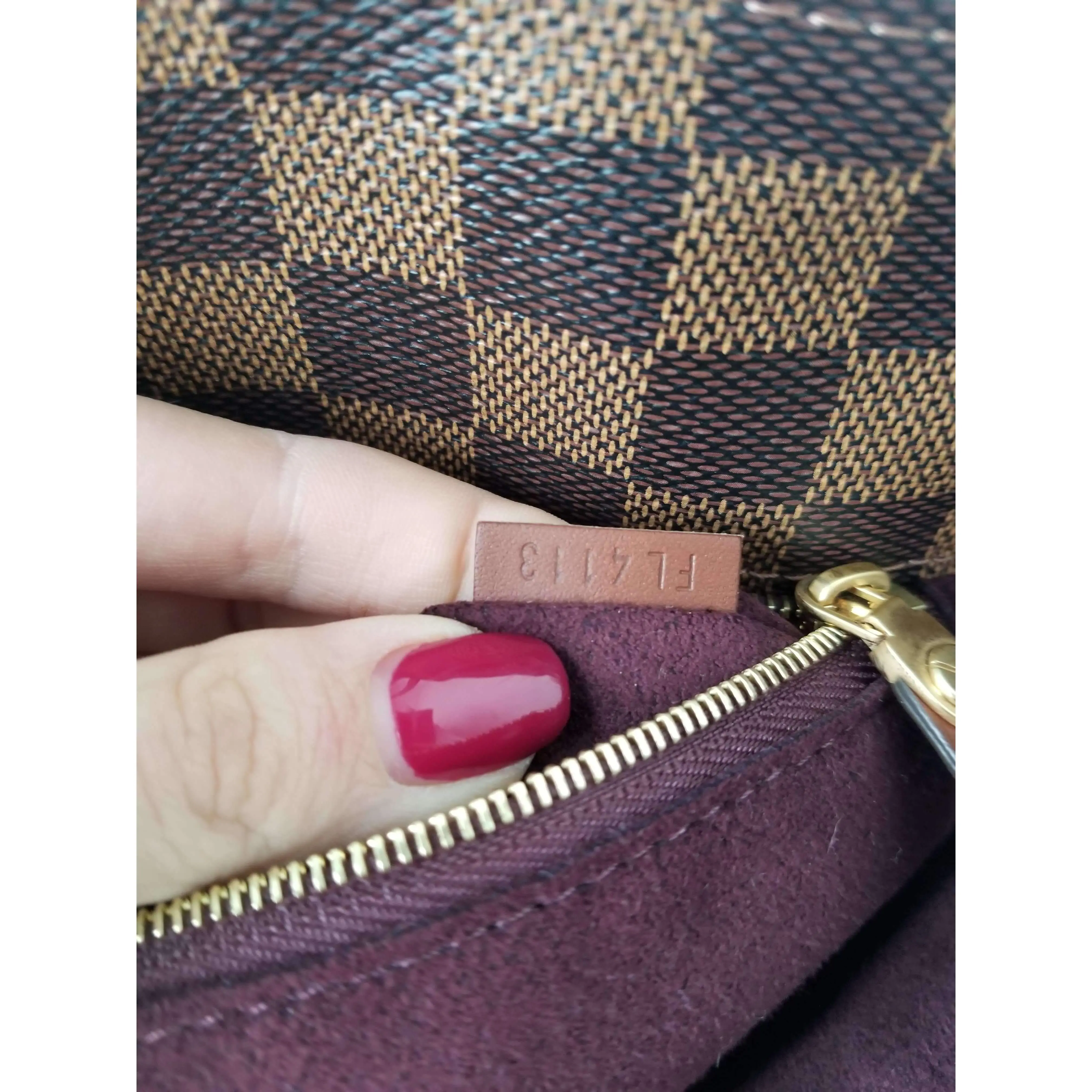 Louis Vuitton Damier Ebene Ascot Bag - Image 8