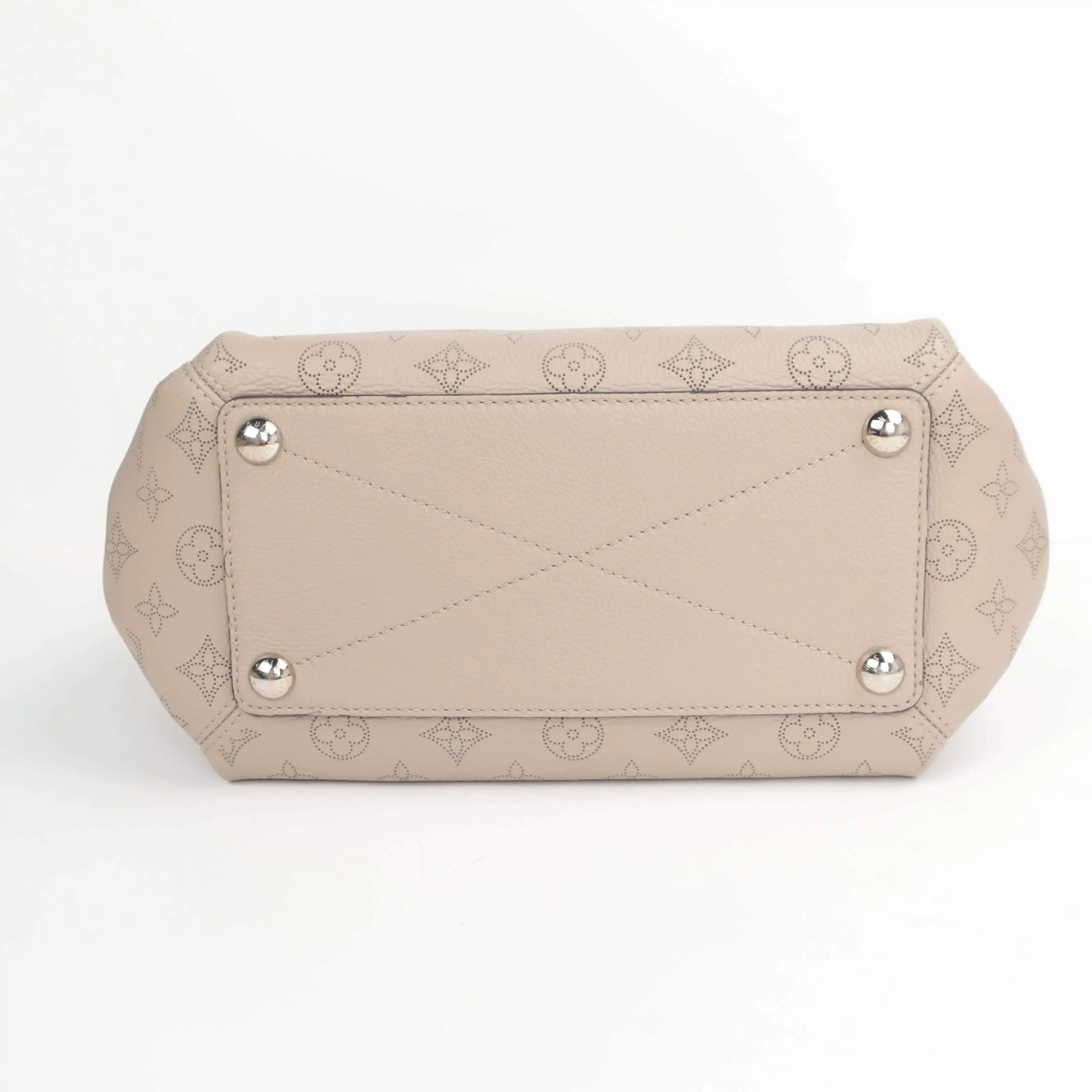 Louis Vuitton Babylone PM Mahina - Image 10