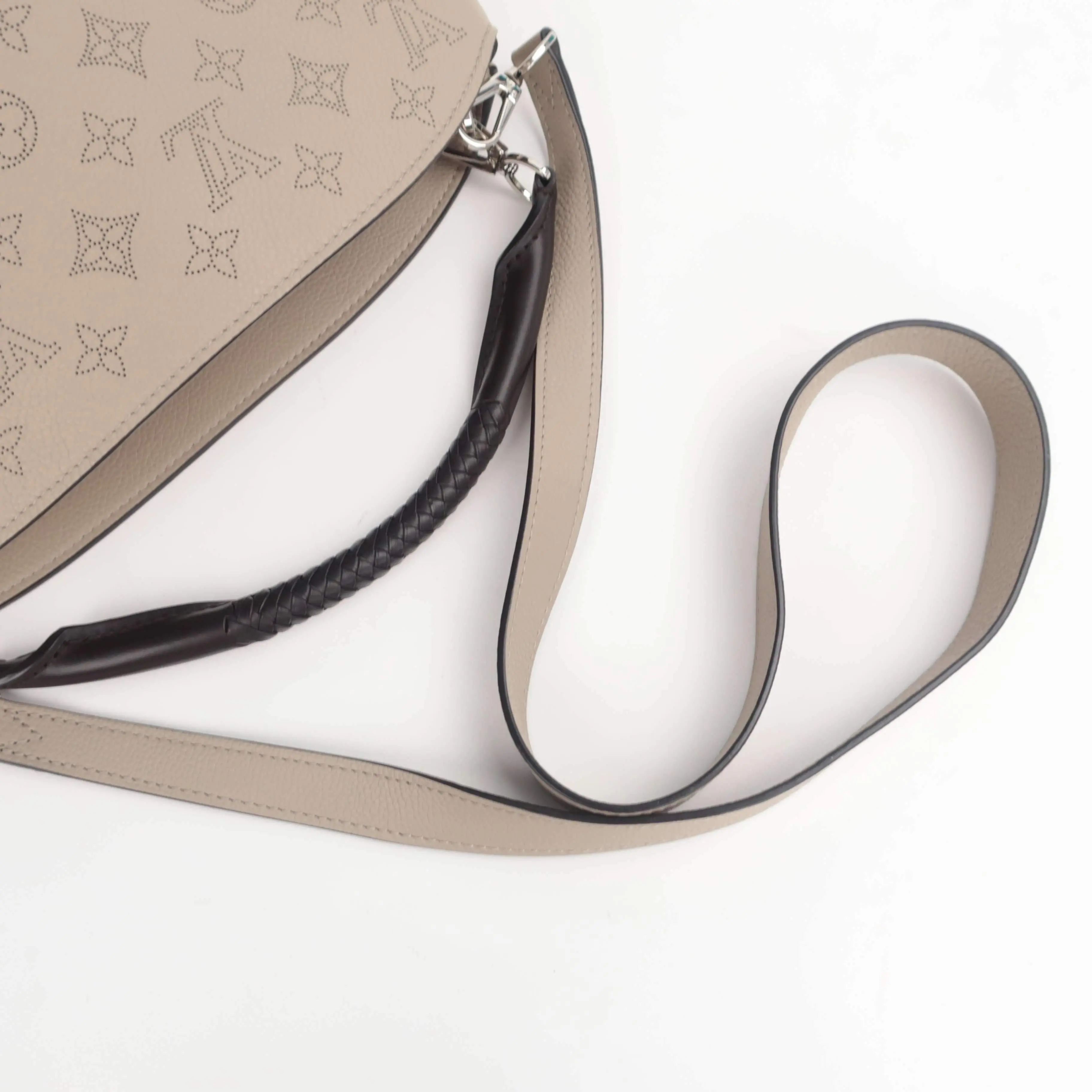 Louis Vuitton Babylone PM Mahina - Image 16