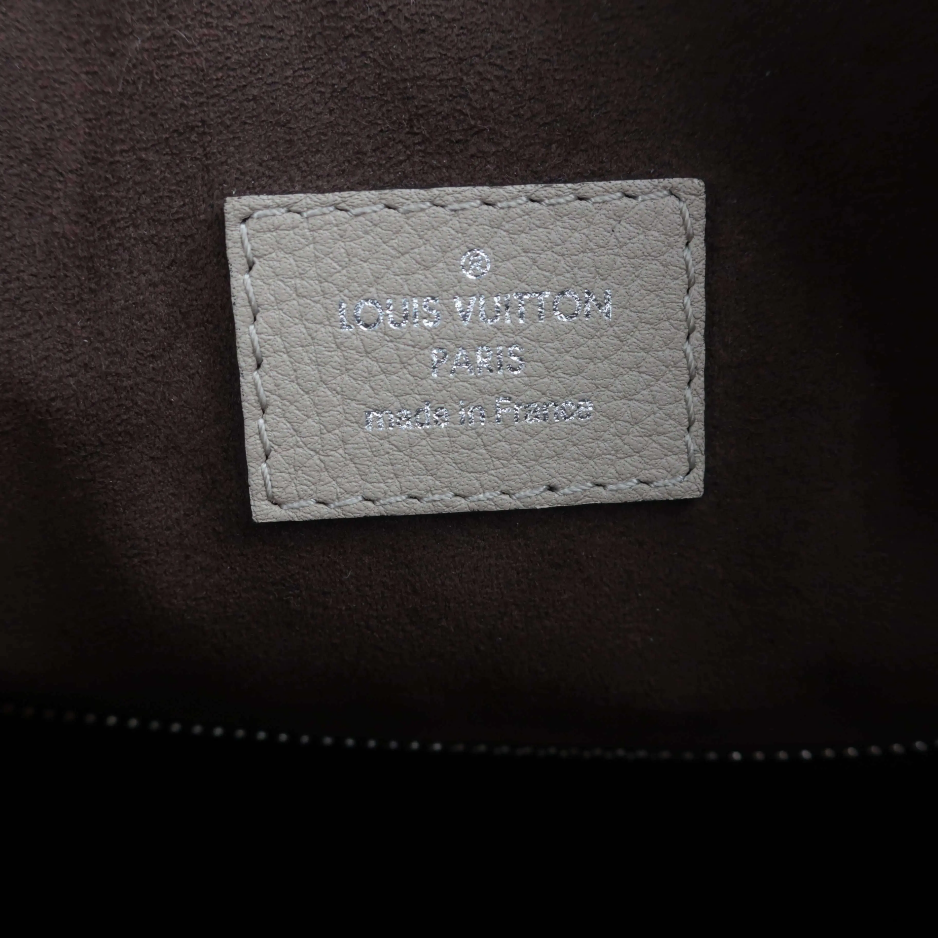 Louis Vuitton Babylone PM Mahina - Image 43