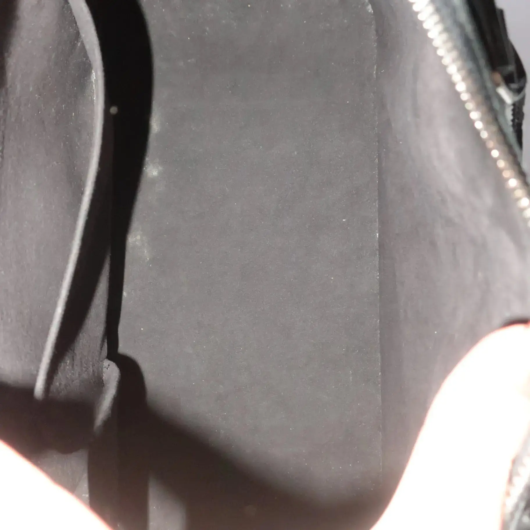 Louis Vuitton Black Epi Electric Leather Alma MM Bag (556) - Image 12