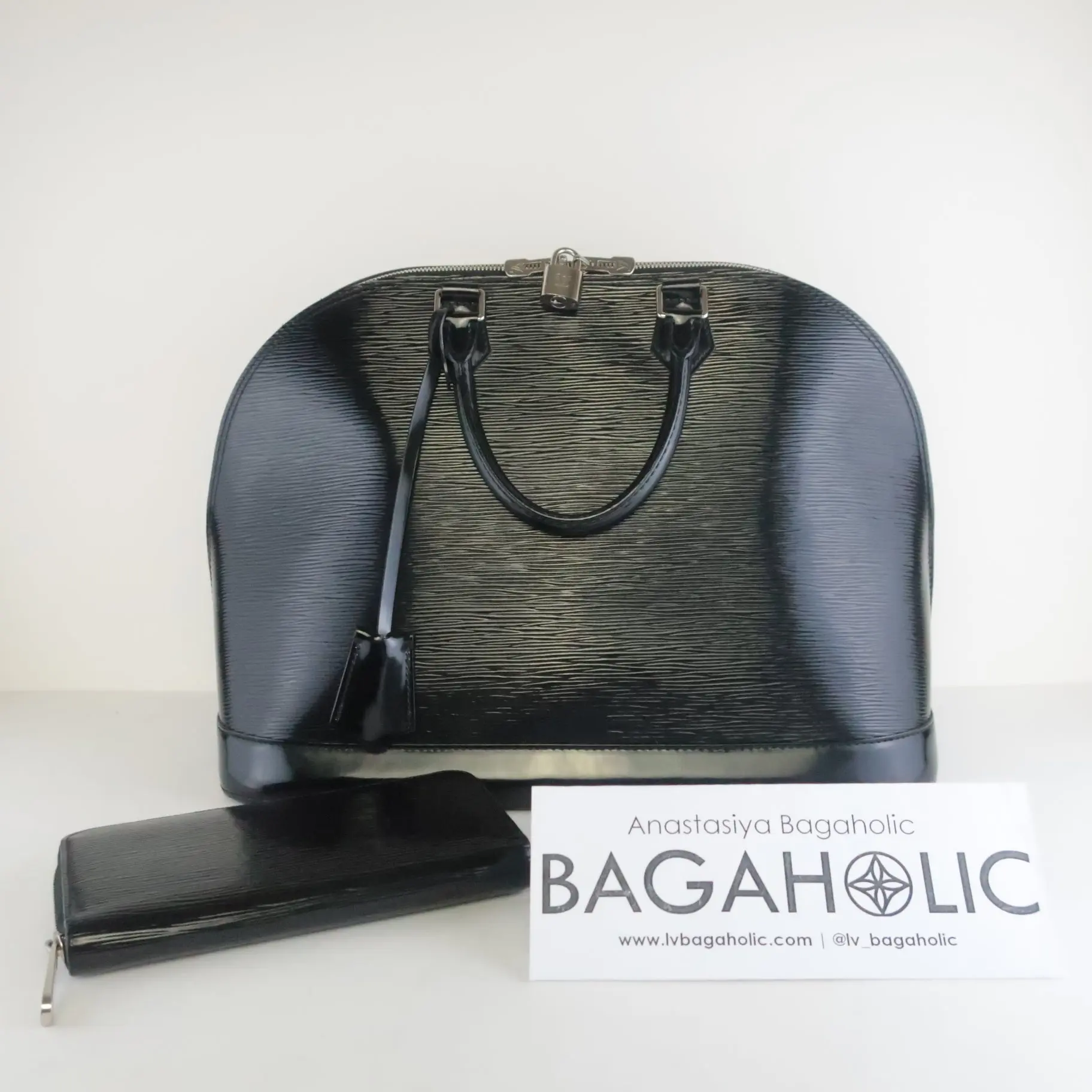 Louis Vuitton Black Epi Electric Leather Alma MM Bag (556) - Image 4