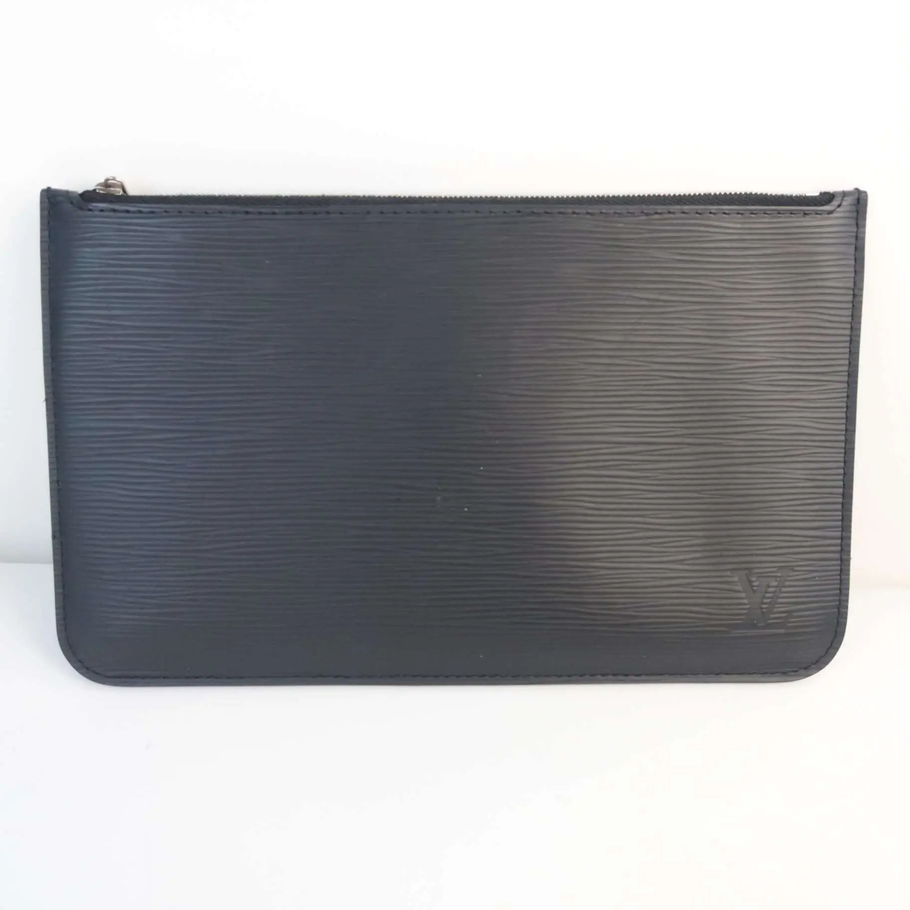 Louis Vuitton Black Epi Leather Neverfull MM Bag With Pouch - Image 18