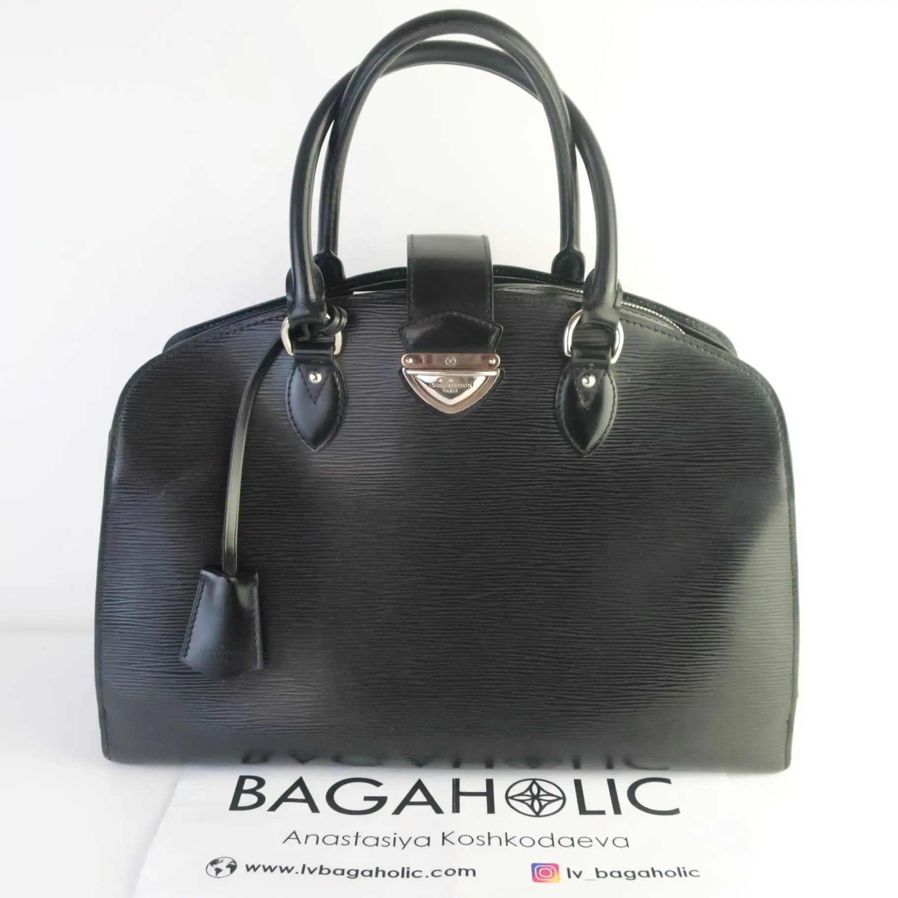 Louis Vuitton Black Epi Leather Pont-Neuf GM Bag - Image 3