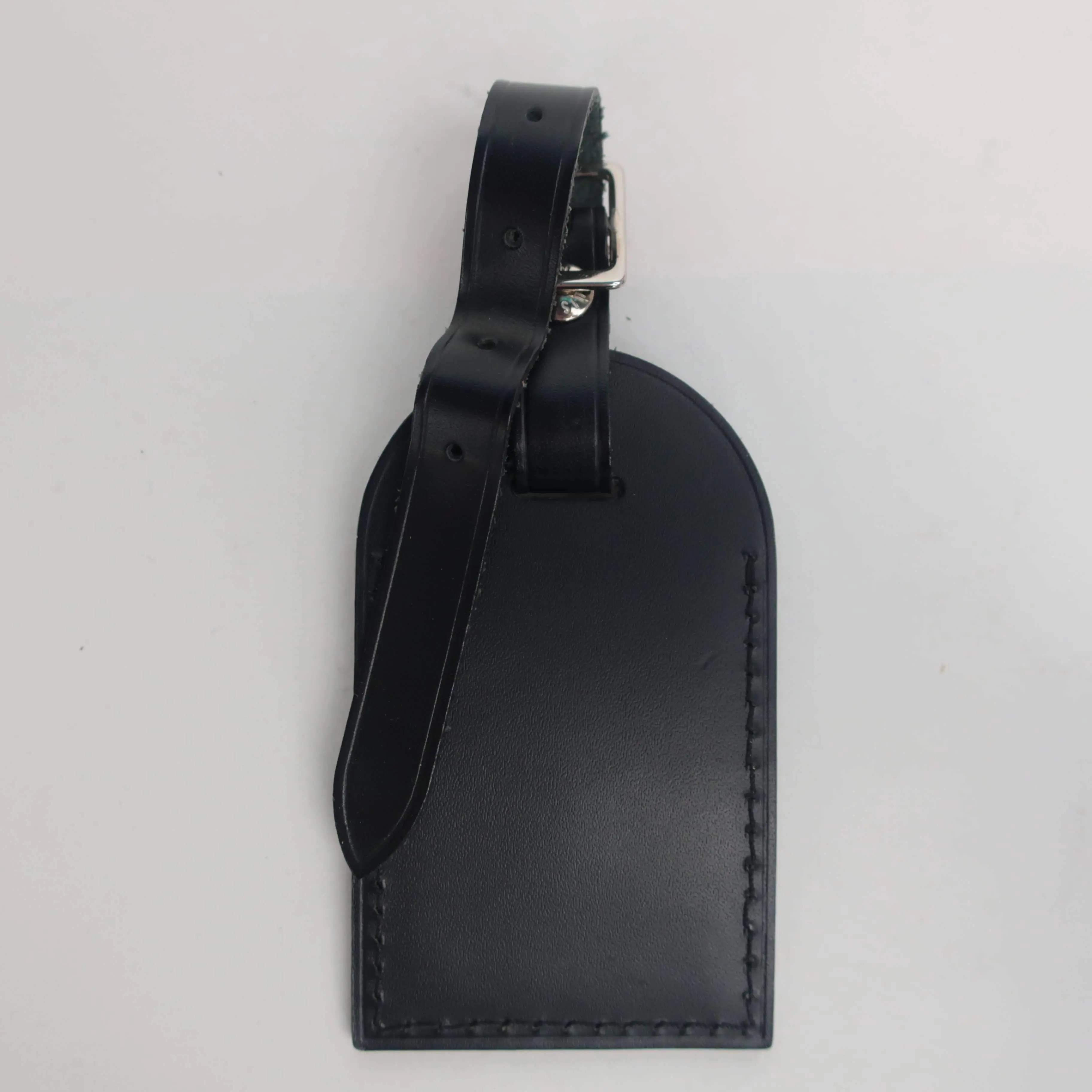 Louis Vuitton Black Leather Luggage Tag with Moscow St Basil Stamp - Image 2