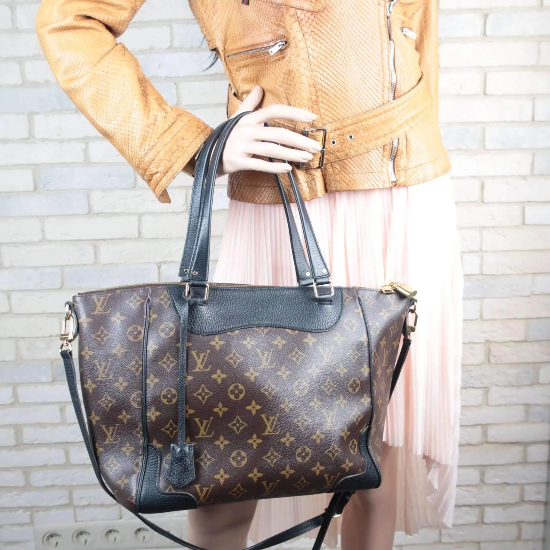 Louis Vuitton Black Monogram Canvas Estrela MM NM Bag - Image 2