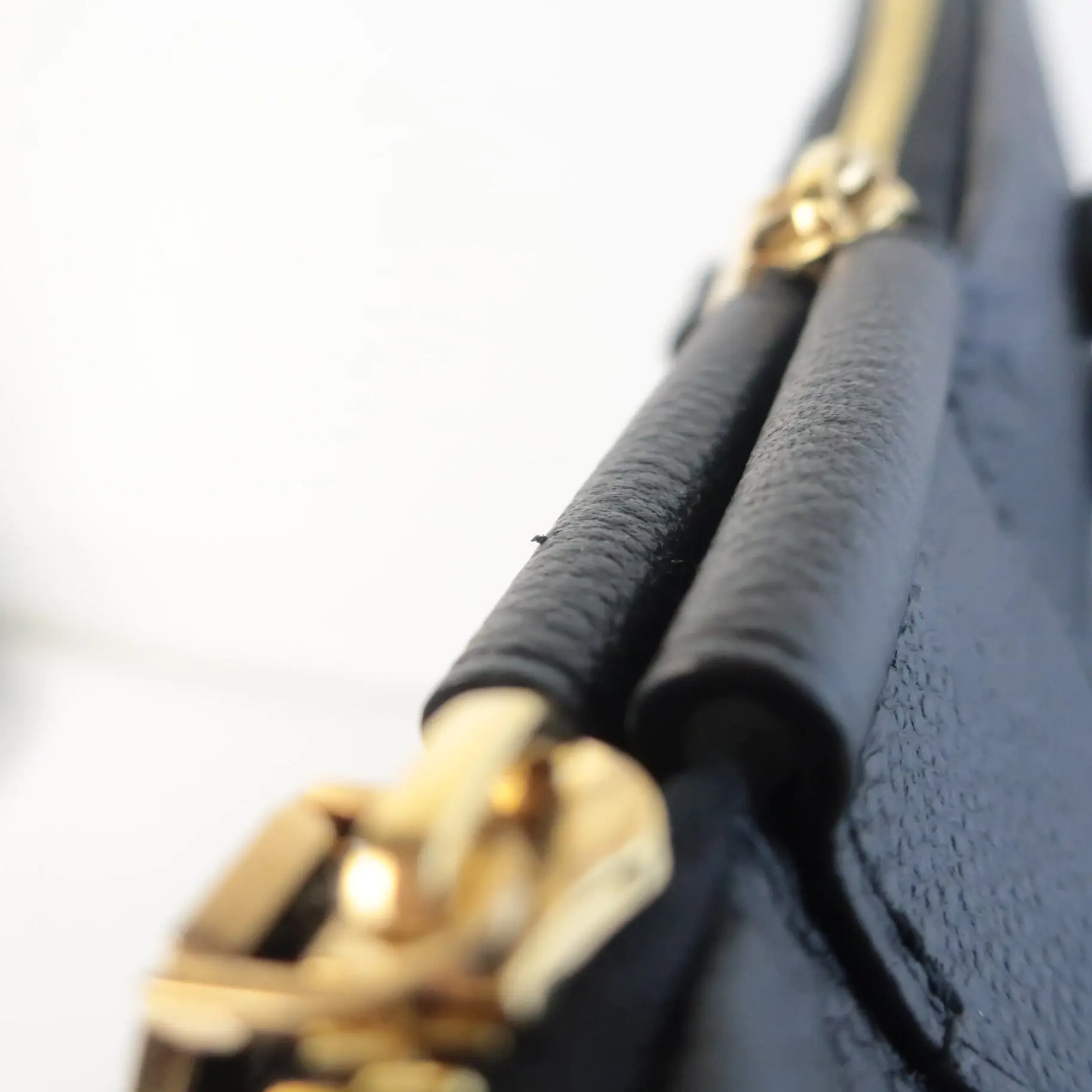 Louis Vuitton Noir Empreinte Mazarine MM Bag - Image 10