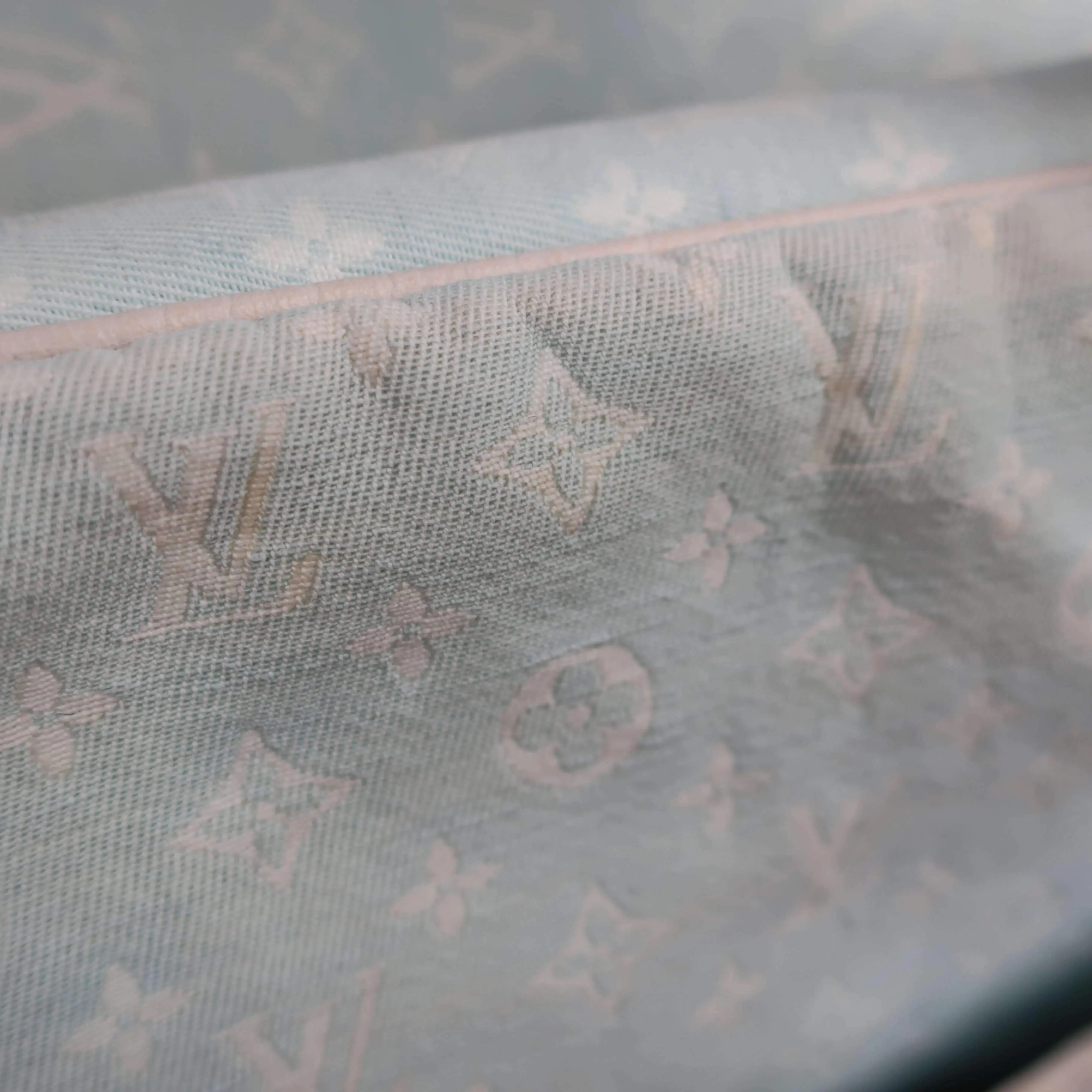 Louis Vuitton Blue Monogram Mini Lin Diaper Bag with diaper board - Image 38