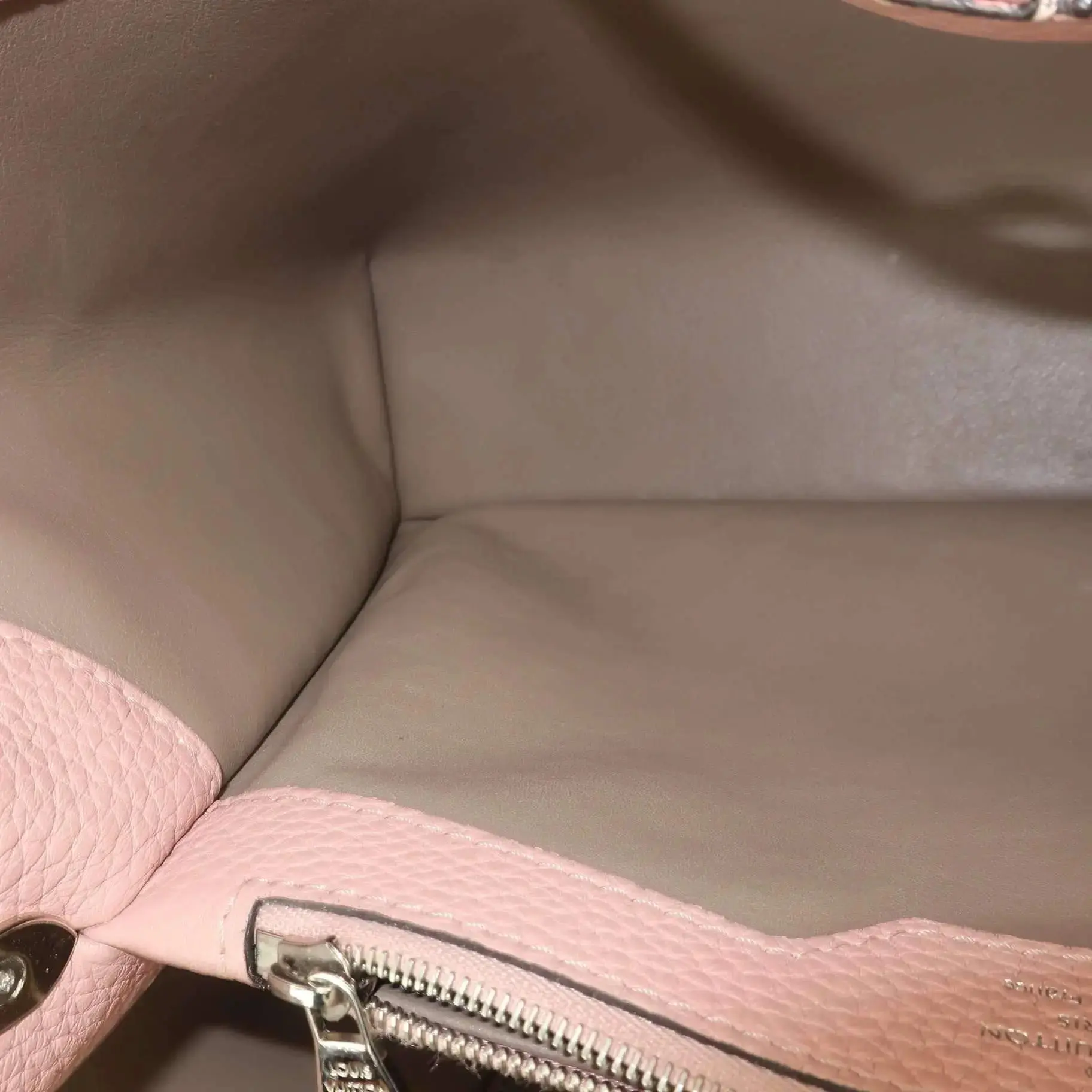 Louis Vuitton Magnolia Pink Taurillion Capucines MM Bag - Image 16