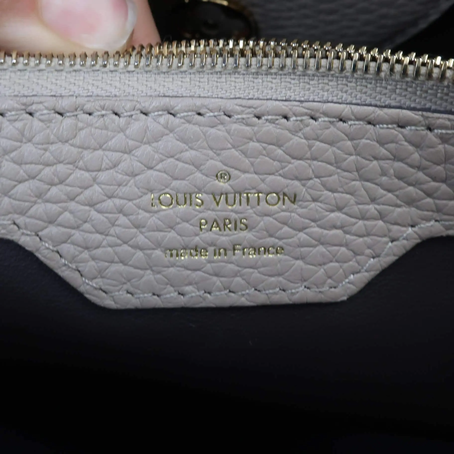 Louis Vuitton Capucines Python Handle MM Bag - Image 19