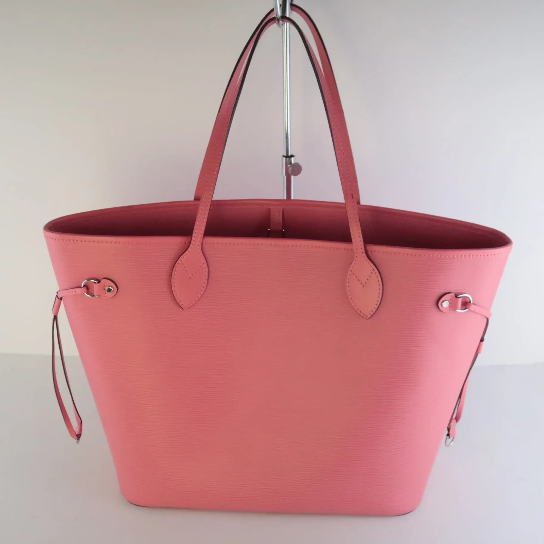 Louis Vuitton Coral Epi Leather Neverfull MM Bag - Image 5