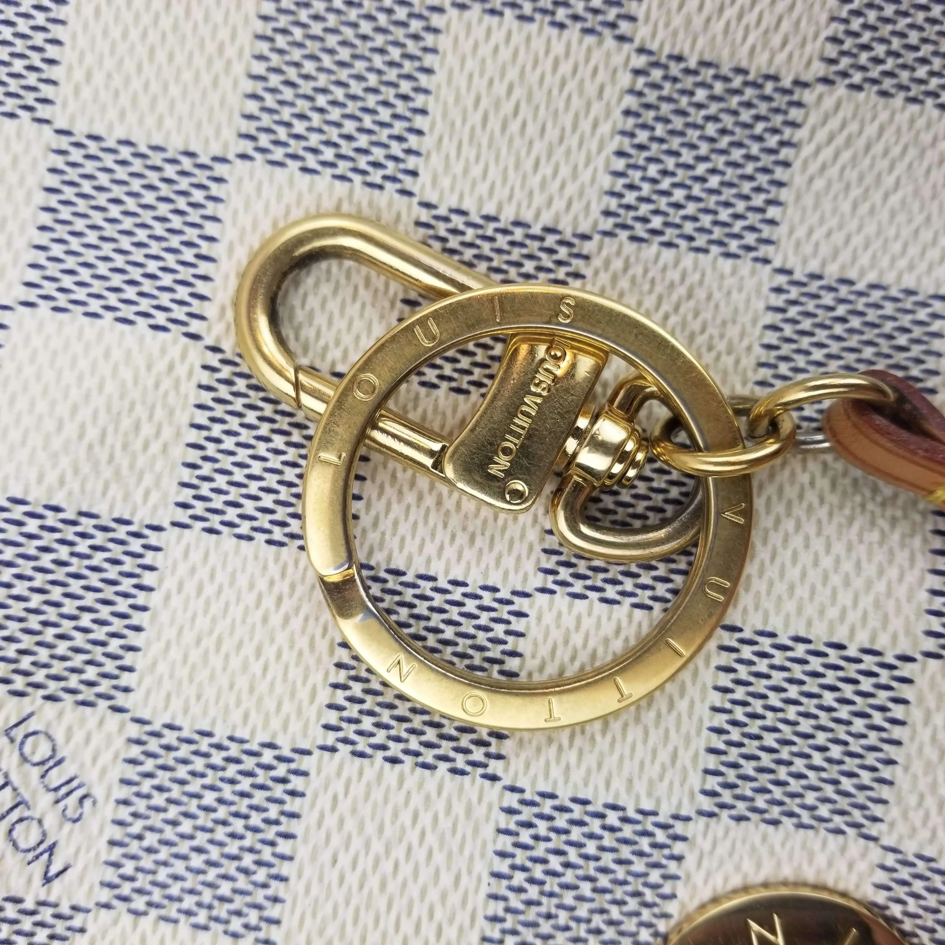 Louis Vuitton Damier Azur Canvas Artsy MM Bag - Image 30