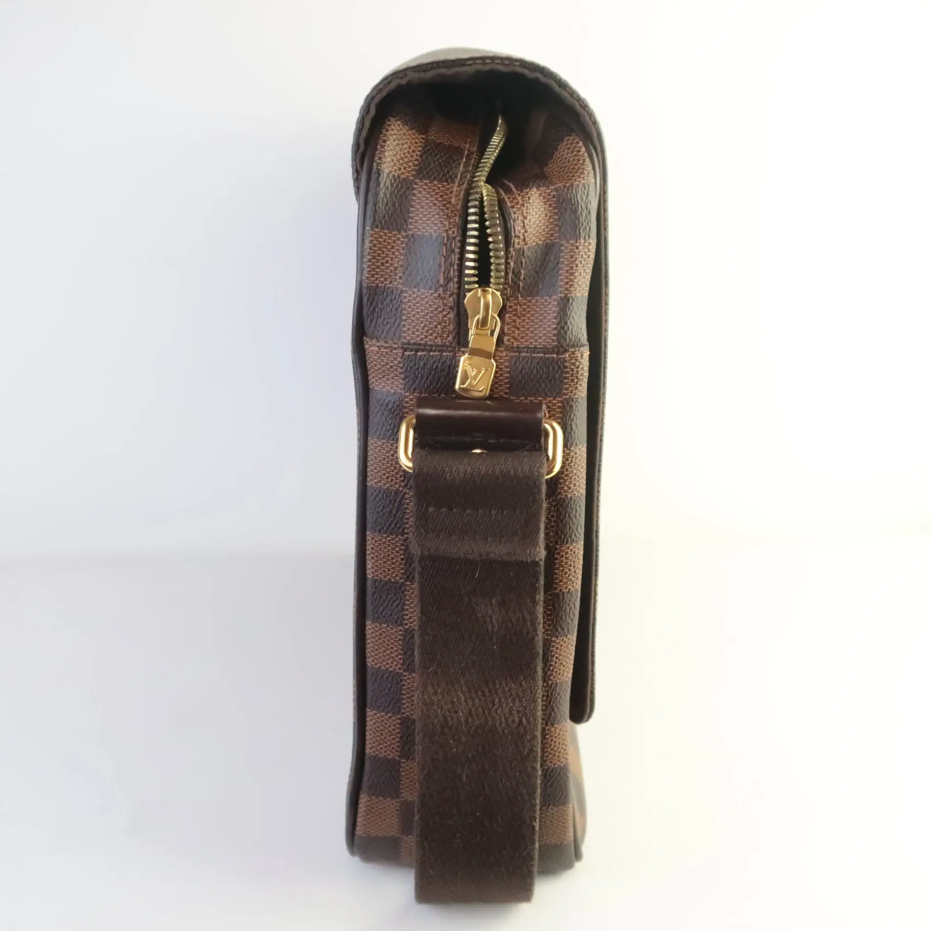 Louis Vuitton Damier Ebene Shelton GM Bag - Image 4