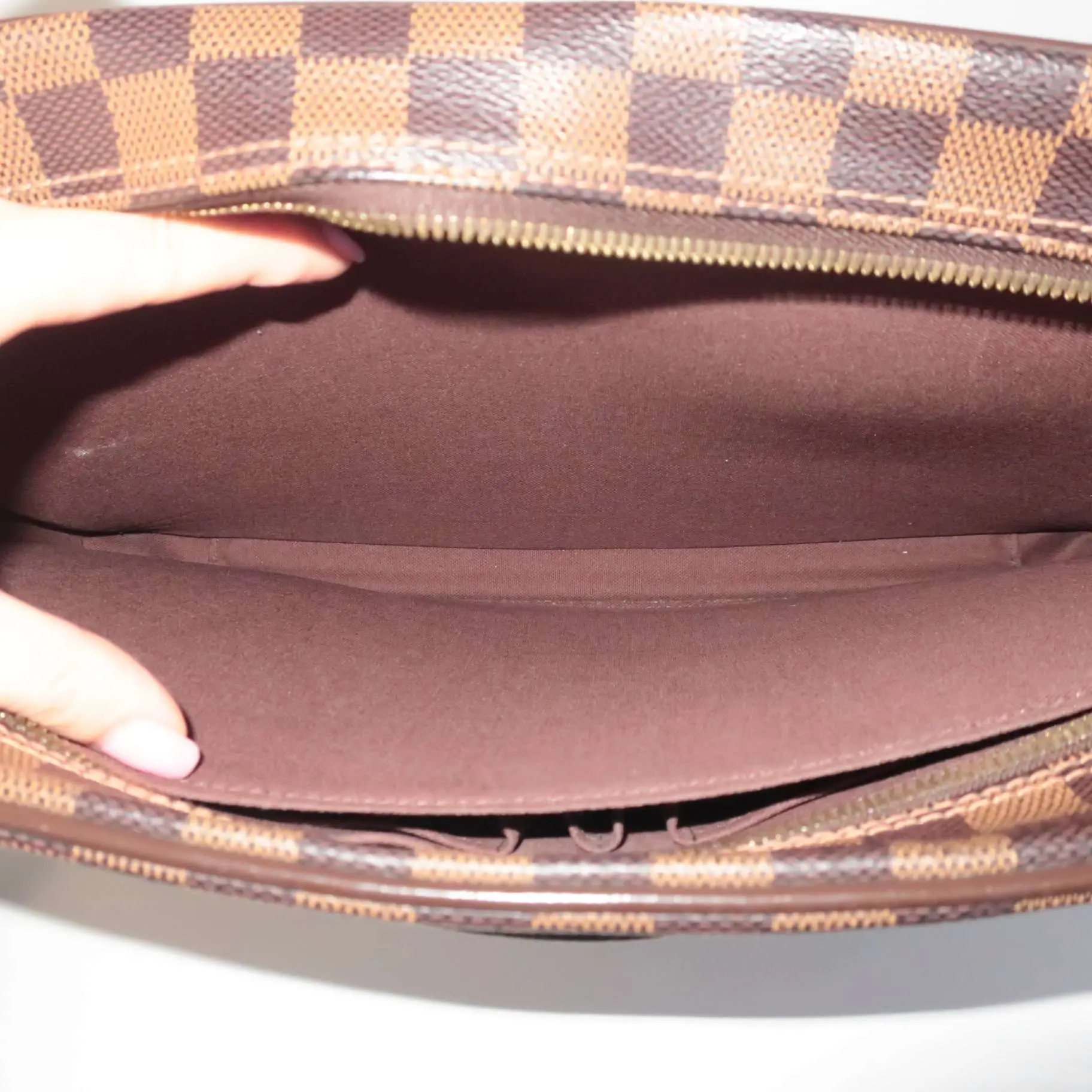 Louis Vuitton Damier Shelton GM Messenger - Image 19