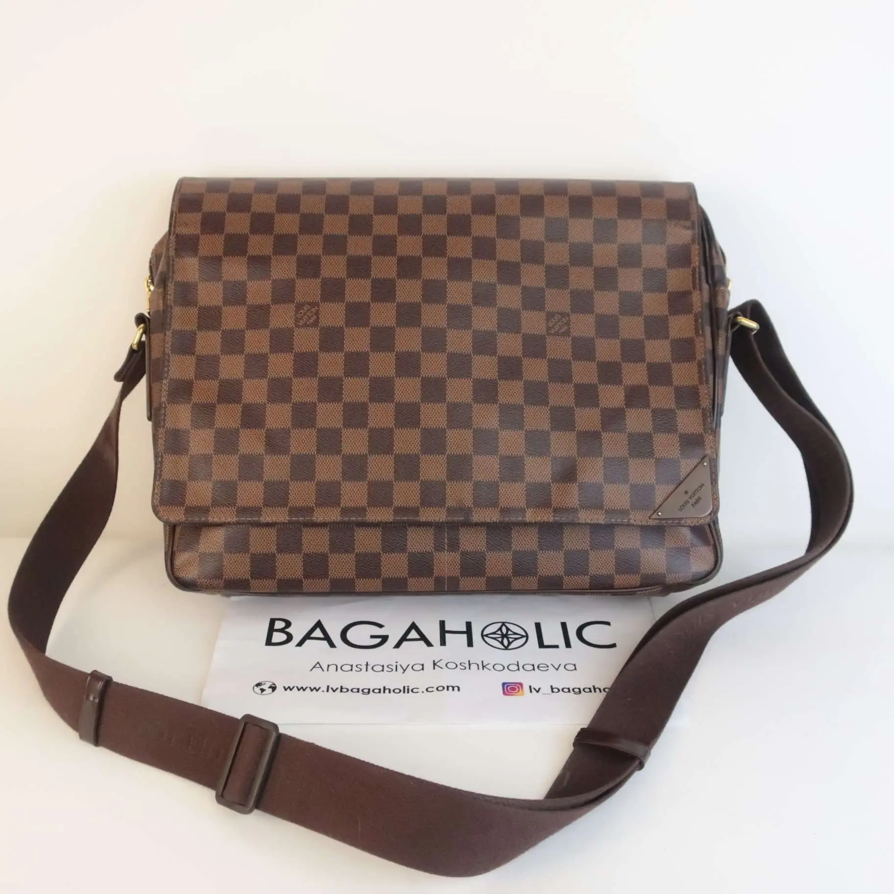 Louis Vuitton Damier Shelton GM Messenger - Image 3