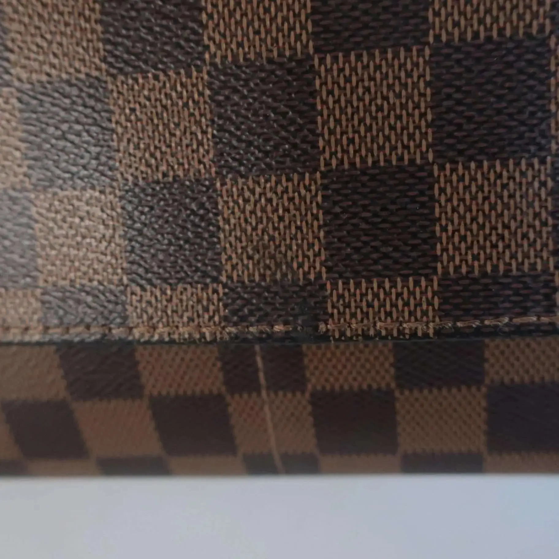 Louis Vuitton Damier Shelton GM Messenger - Image 8