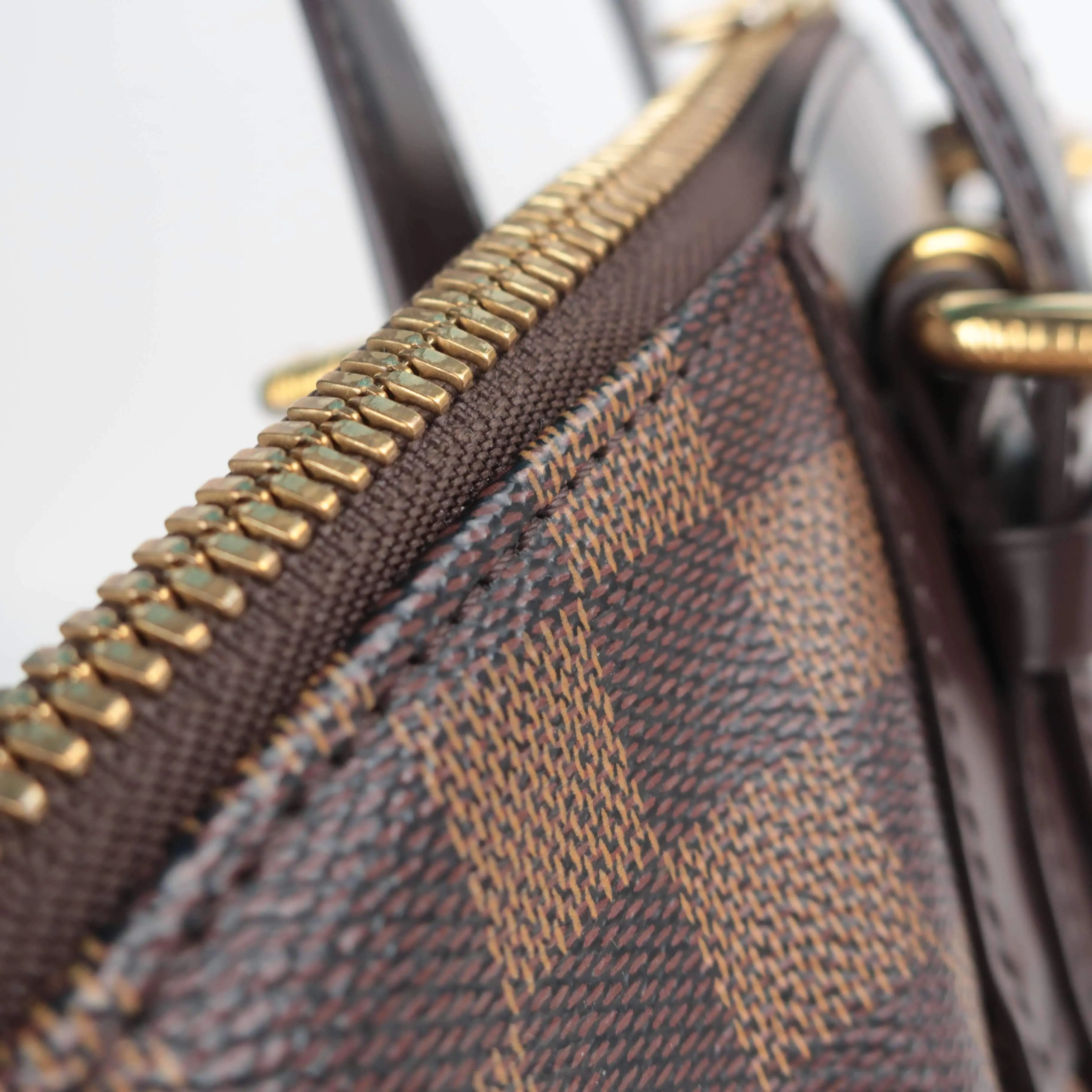 Louis Vuitton Damier Canvas Verona GM Bag - Image 41