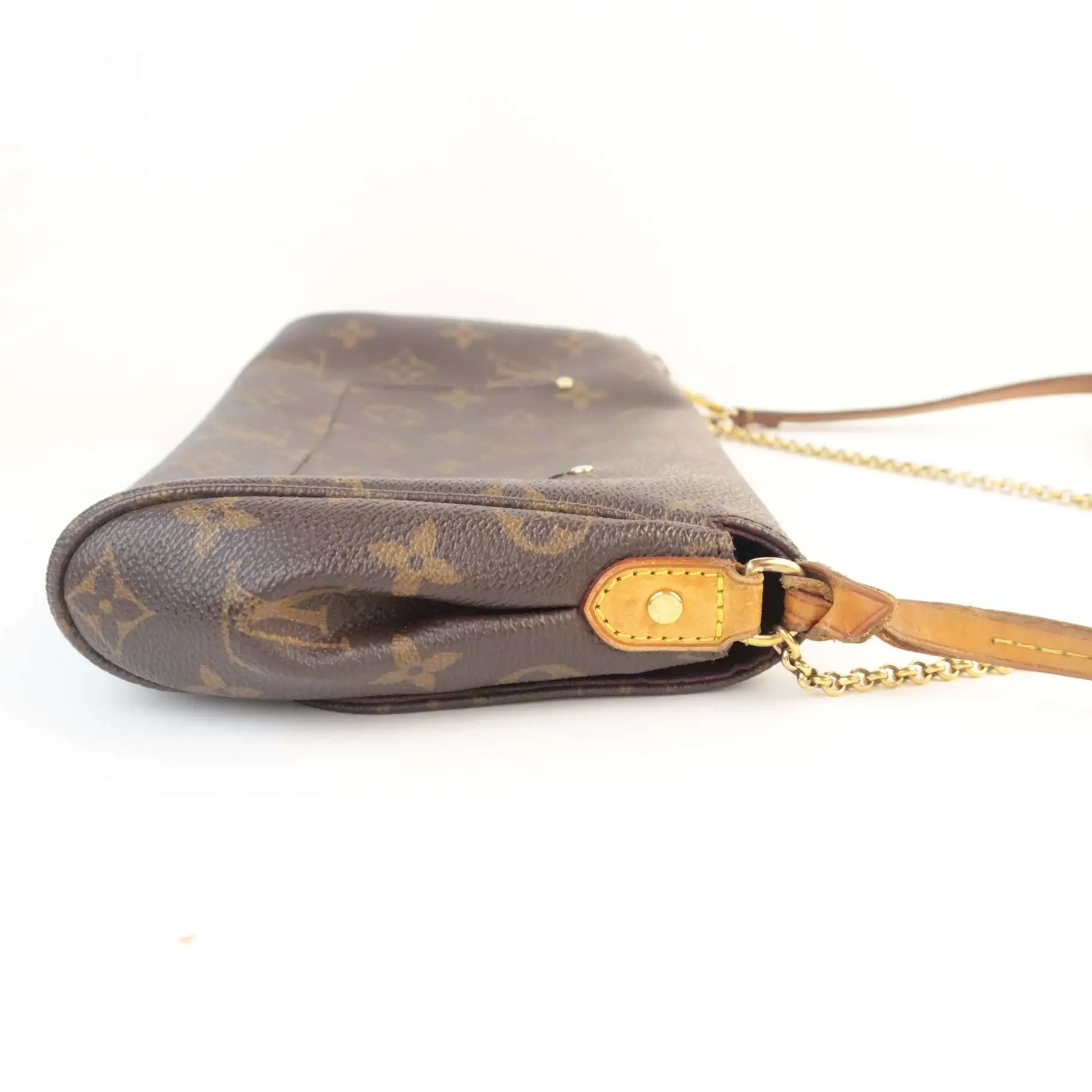 Louis Vuitton Monogram Canvas Favorite MM Crossbody Bag - Image 5