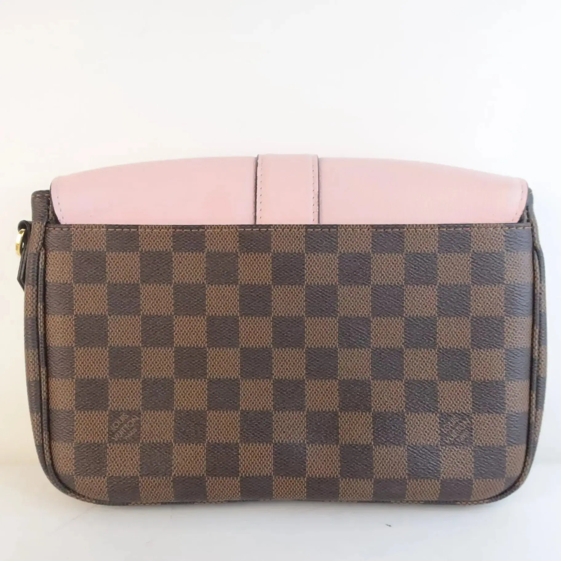 Louis Vuitton Damier Ebene Clapton Magnolia/Rose Ballerine Crossbody Bag - Image 5