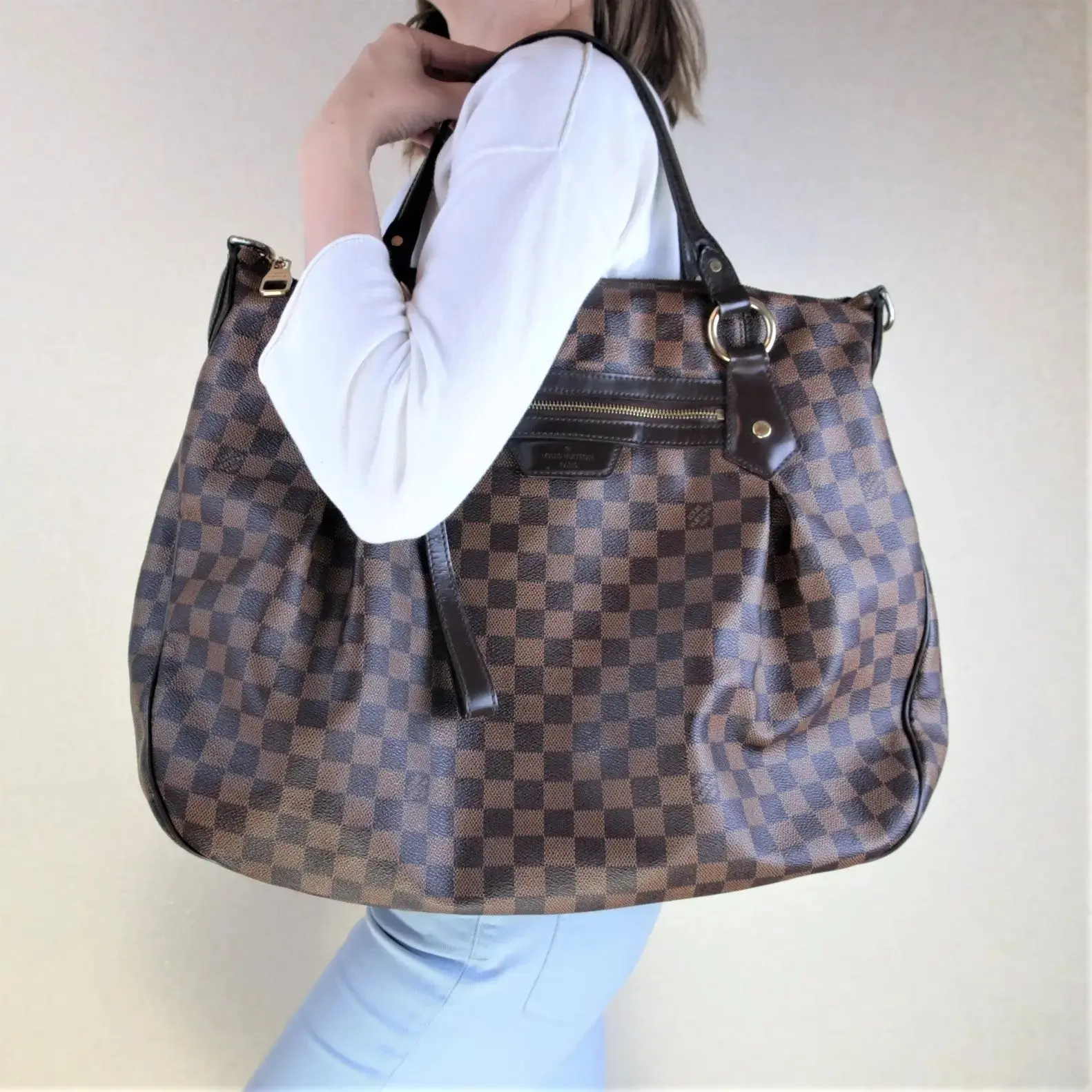 Louis Vuitton Damier Ebene Evora GM Shoulder Bag - Image 5