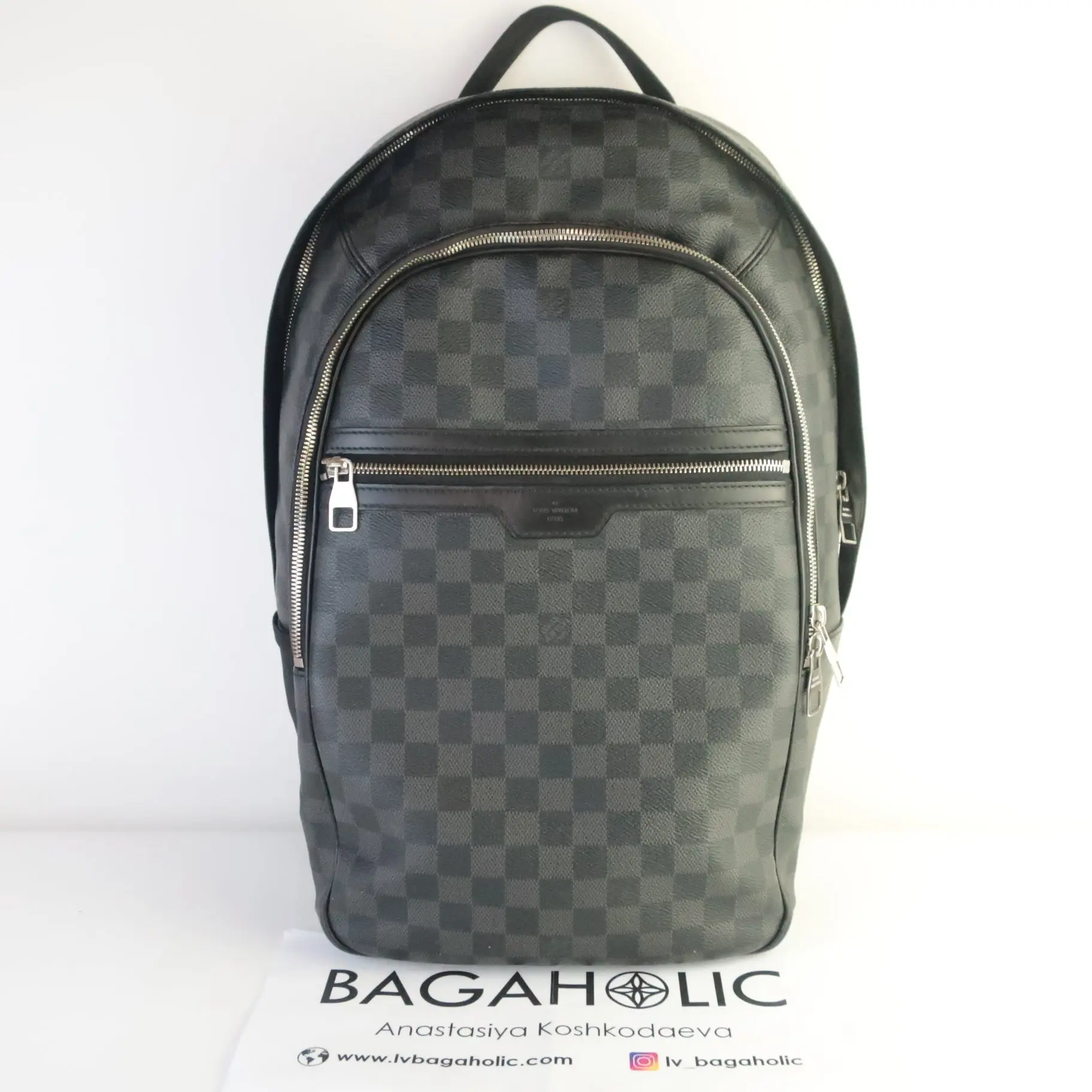 Louis Vuitton Damier Graphite Canvas Michael Backpack - Image 3