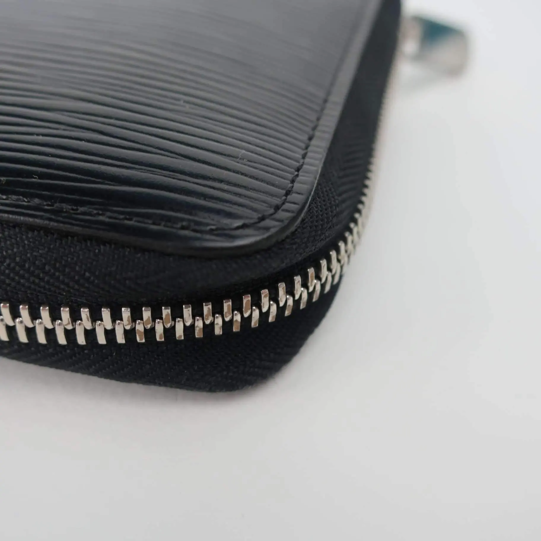 Louis Vuitton Electric Epi Noir Wallet - Image 21