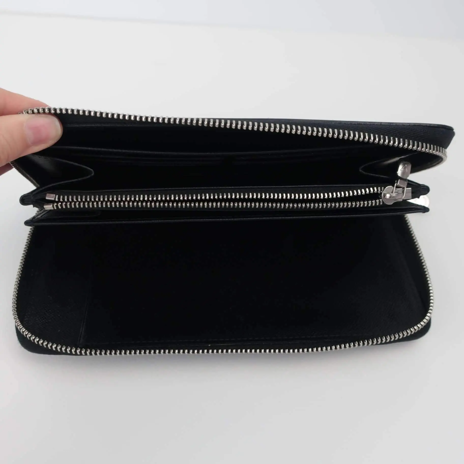 Louis Vuitton Electric Epi Noir Wallet - Image 5