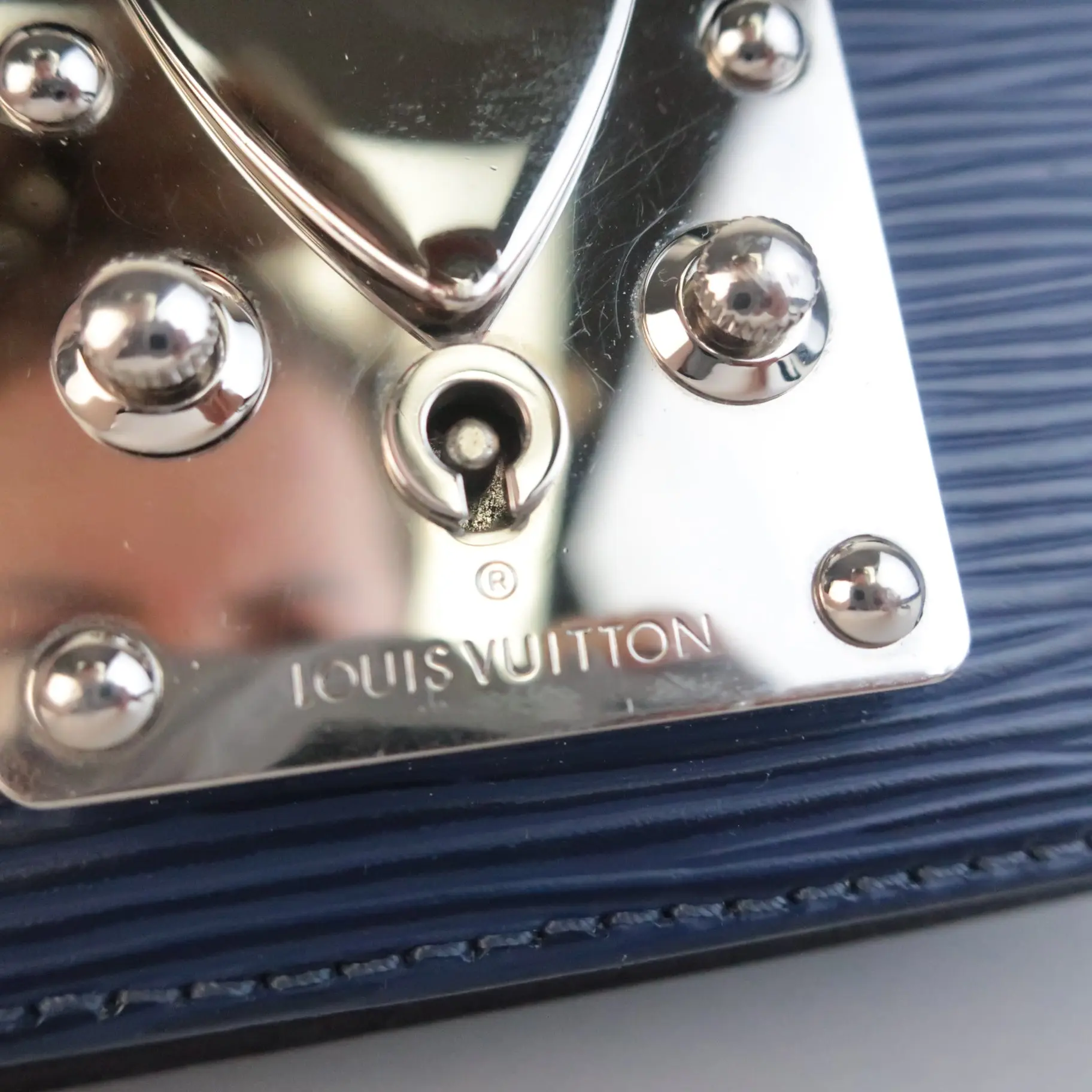 Louis Vuitton Epi Leather Blue Eden PM Shoulder Bag - Image 17