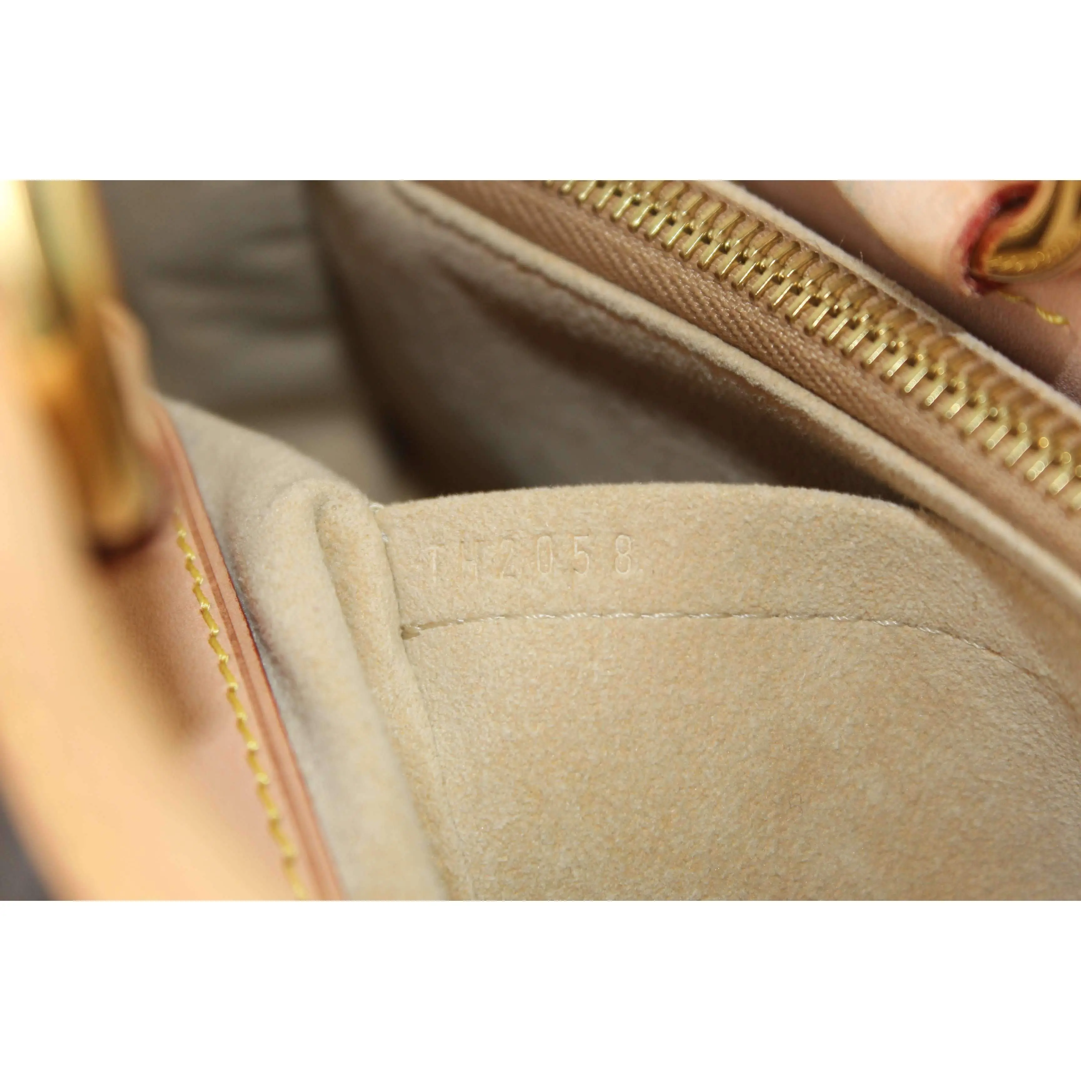 Louis Vuitton Etoile Shopper Monogram Bag - Image 3